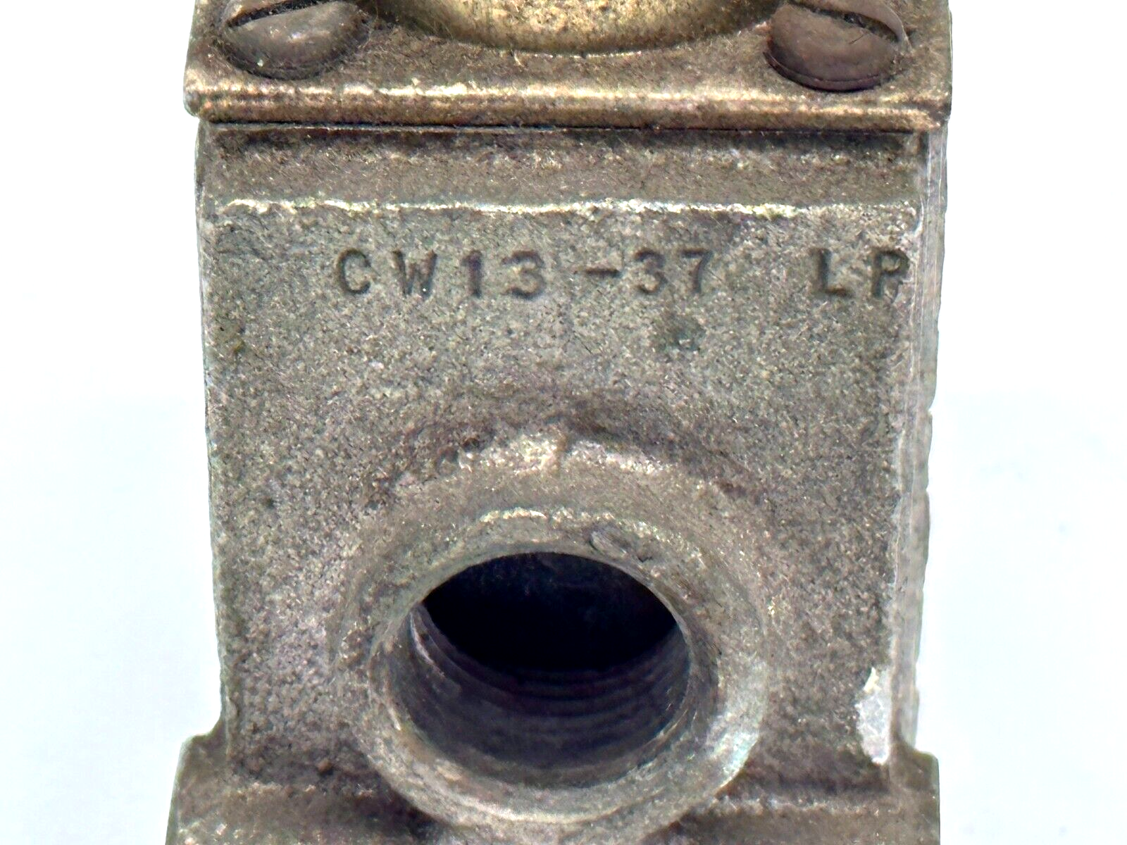 Parker Hannifin CW13-37 LP Roller Cam Valve CW1337 - Maverick Industrial Sales