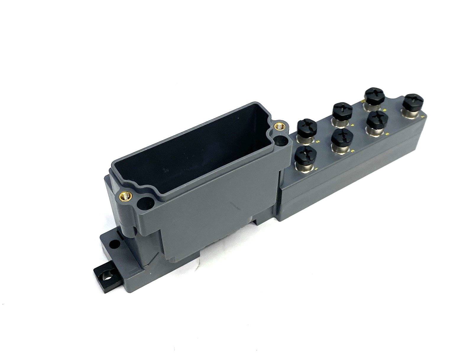 BL67-B-8M8-4-P | Turck I/O Base Module M8 x 8 4-Pin Connection 6827384 - New – Open box - Maverick Industrial Sales