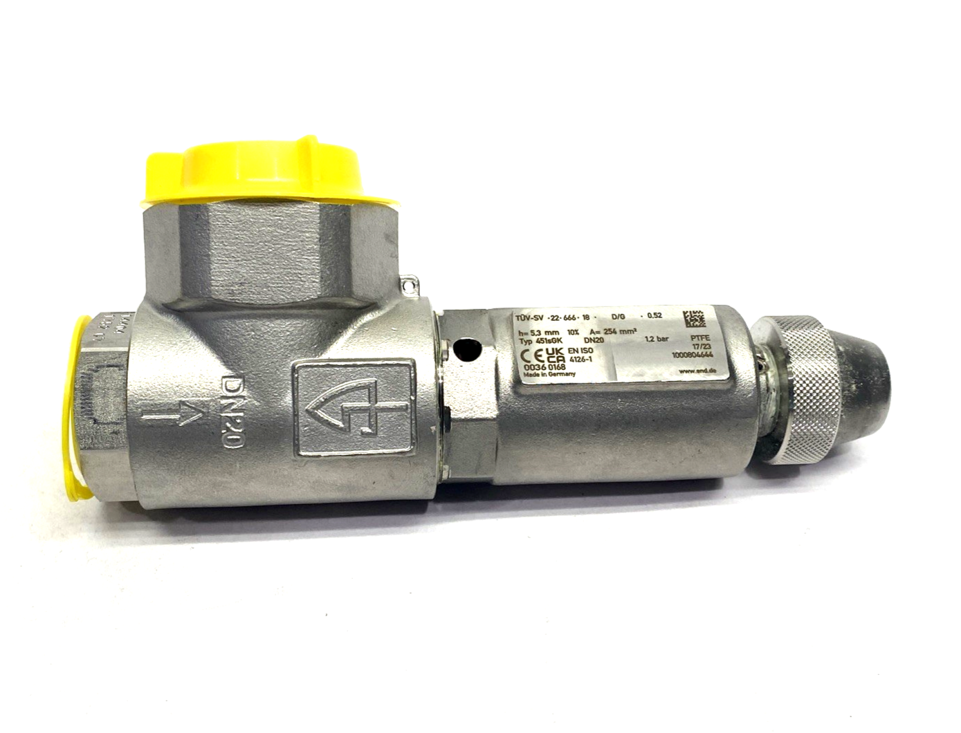 451sGK-20-f/f-PTFE | Goetze Armaturen Angled Safety Valve 1.2bar DN20 - New – Open box - Maverick Industrial Sales