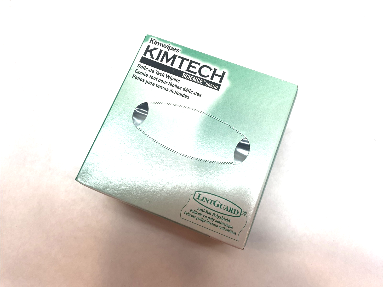 Kimtech 06-666 Delicate Task Kimtech Science Wipers 34120 - Maverick Industrial Sales