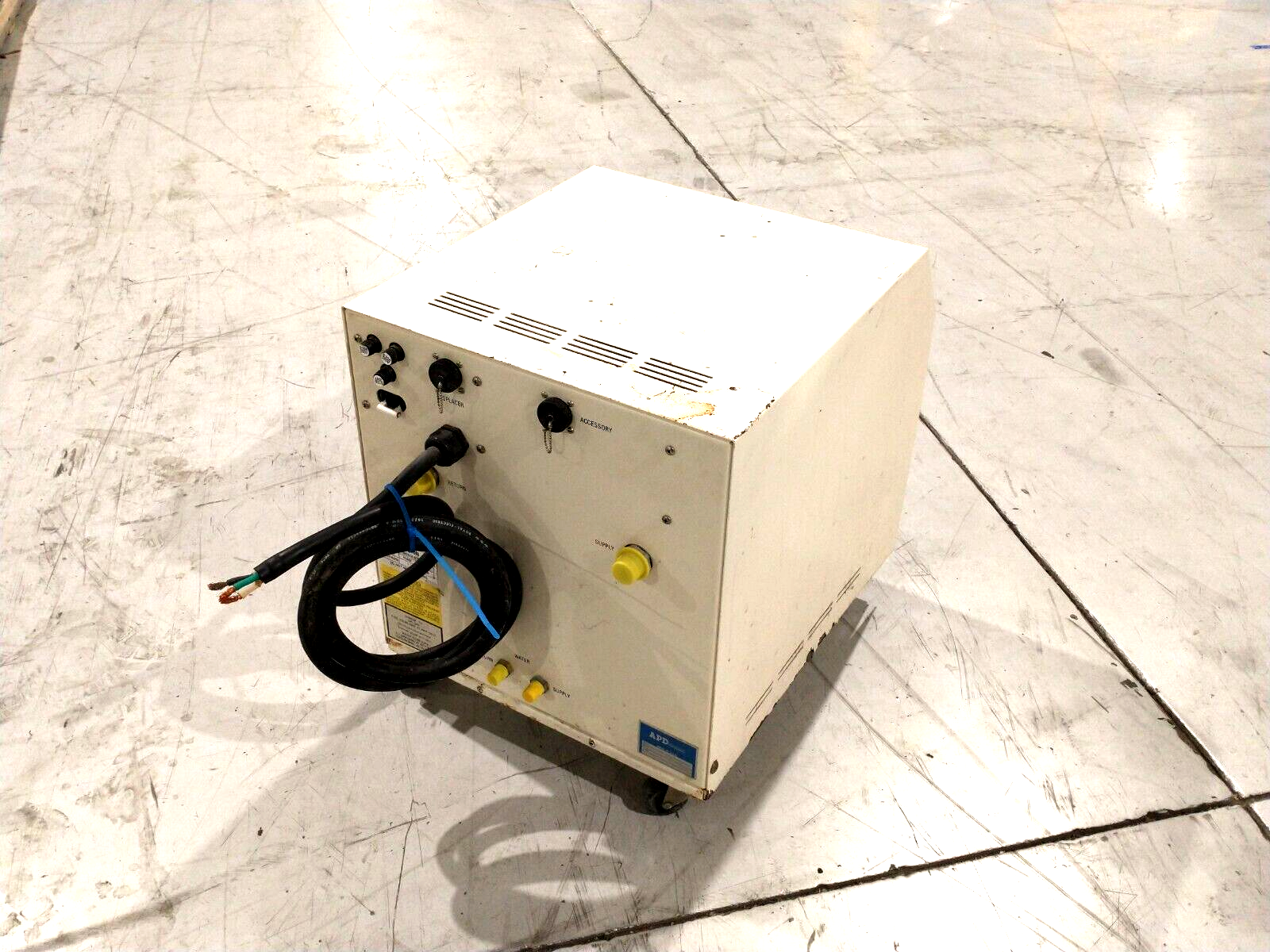 APD Cryogenics HC-4 MK2 Helium Compressor 260341E18G NO PLUG - Maverick Industrial Sales