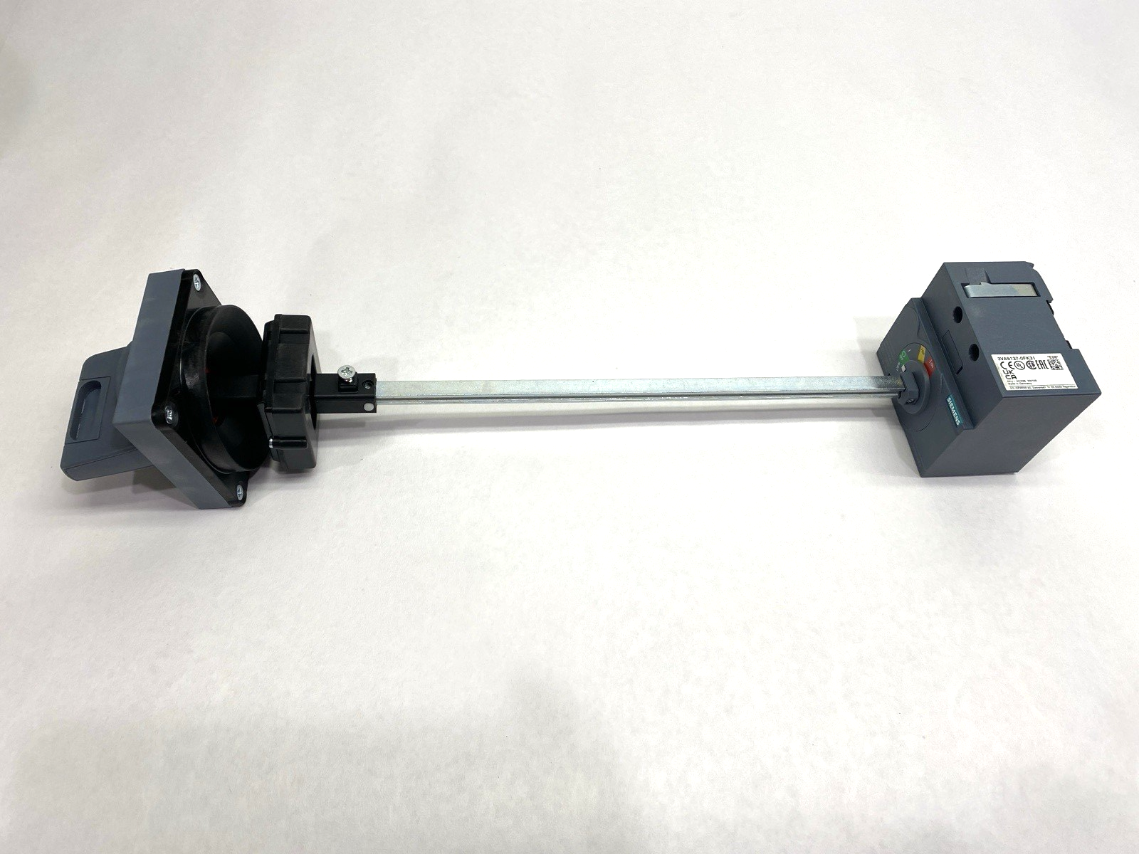 Siemens 3VA9137-0FK31 Door Mounted Rotary Operator - Maverick Industrial Sales