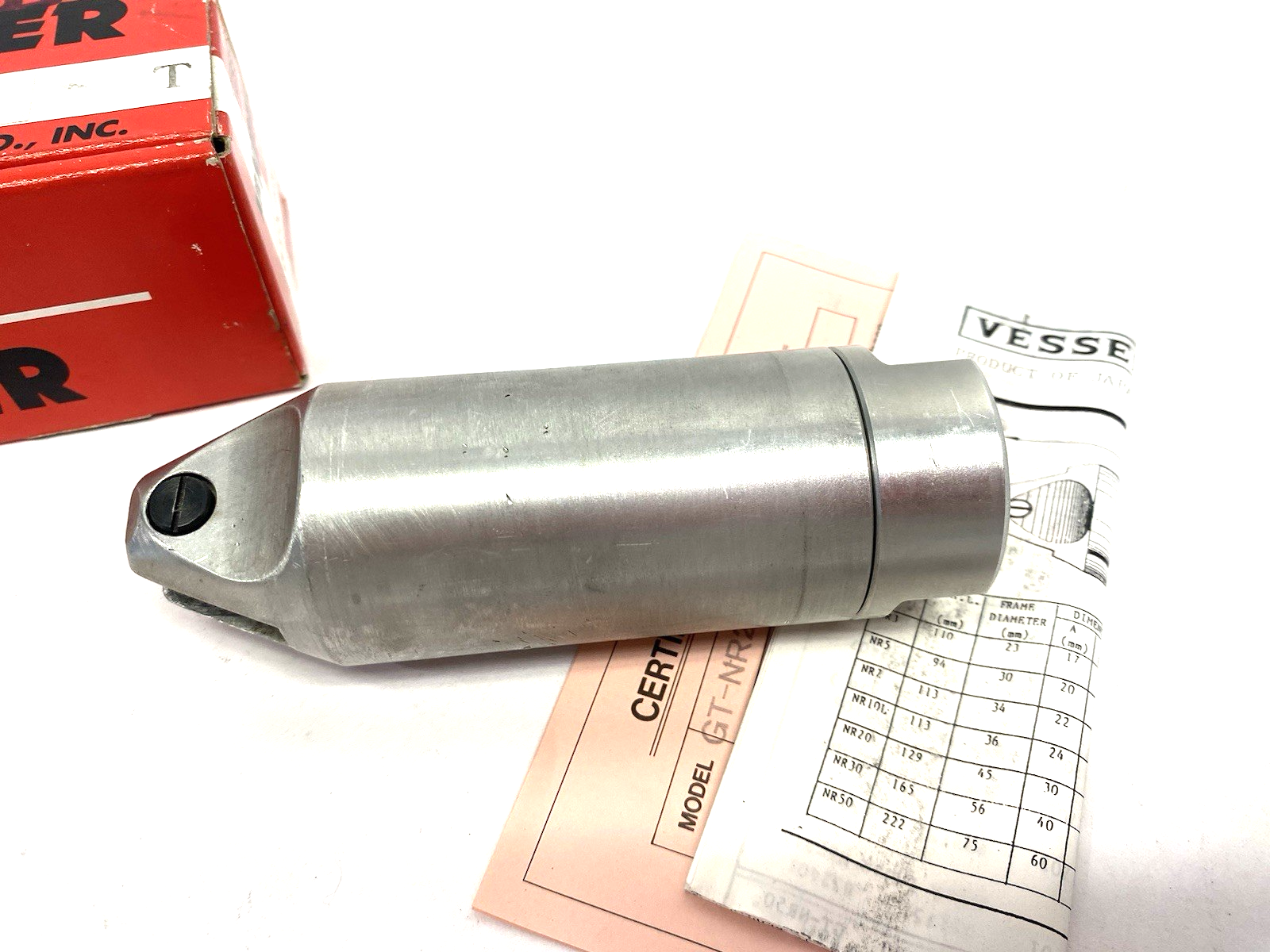 GT-NR20 | Vessel Hand Held Air Nipper - Used - Maverick Industrial Sales
