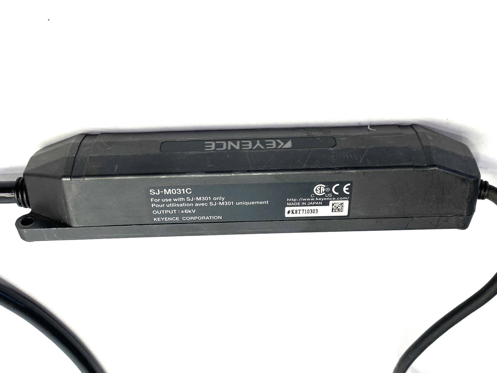 Keyence SJ-M031C High Performance Micro Static Eliminator 24VDC 450mA - Maverick Industrial Sales