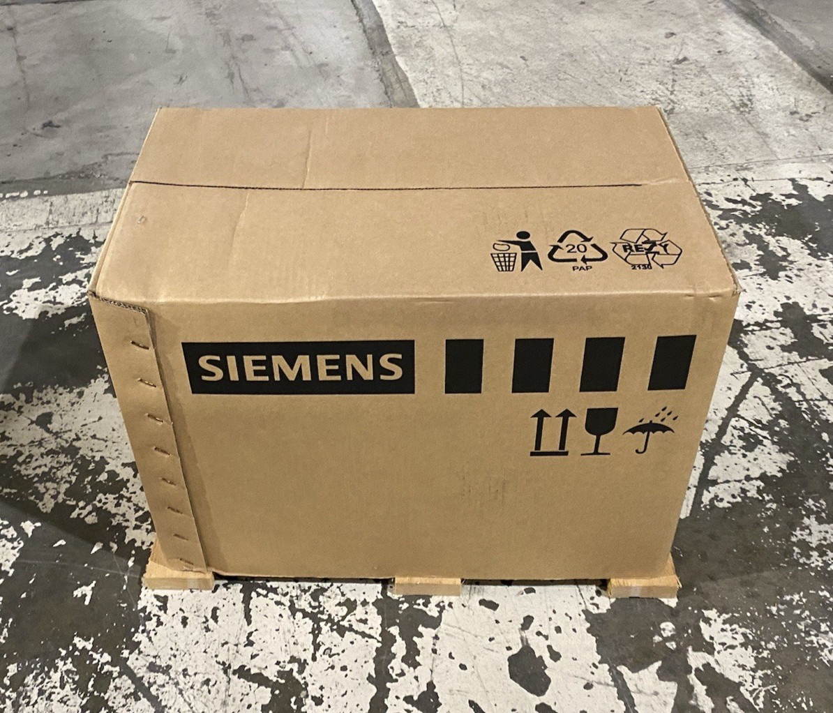 1LE1023-1CB23-5AF4 | Siemens Eagle Line SIMOTICS NEMA Premium Eff. Motor - New - Maverick Industrial Sales