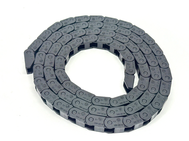 Igus 04.07.038 Series 04 Energy Chain 7mm Inner Width 48" Length 72 Links - Maverick Industrial Sales