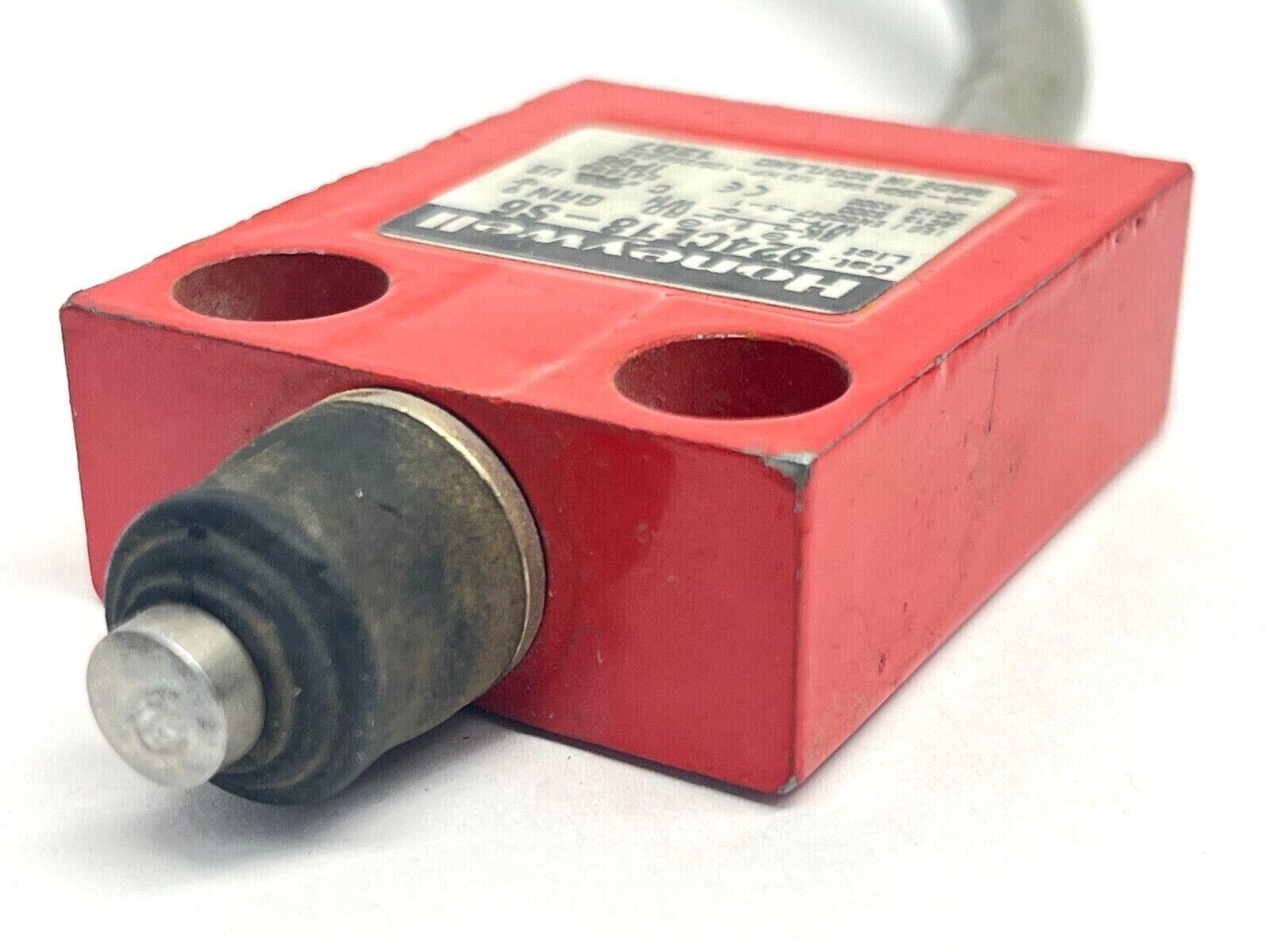 Honeywell 924CE18-S6 Miniature Safety Limit Switch CUT CABLE - Maverick Industrial Sales