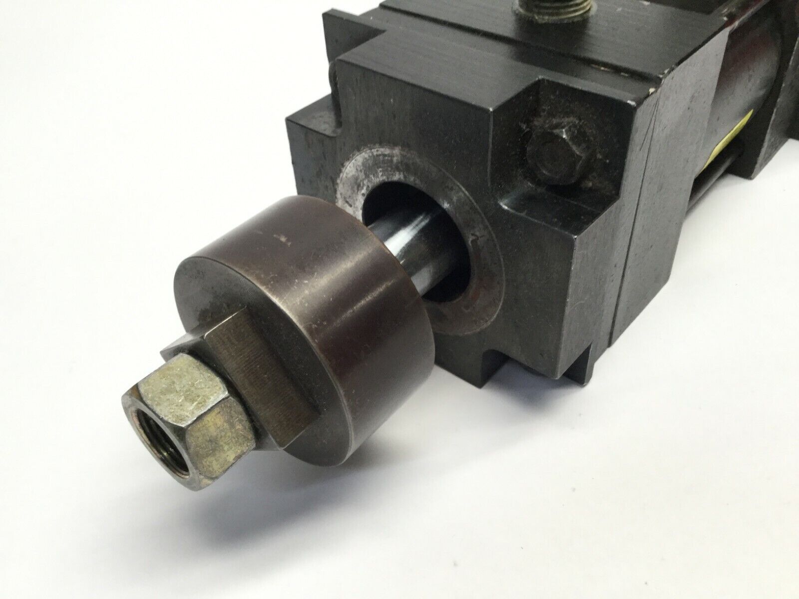 Parker 03.25KJ3LLU14A13A2.00 Series 3L Hydraulic Cylinder - Maverick Industrial Sales