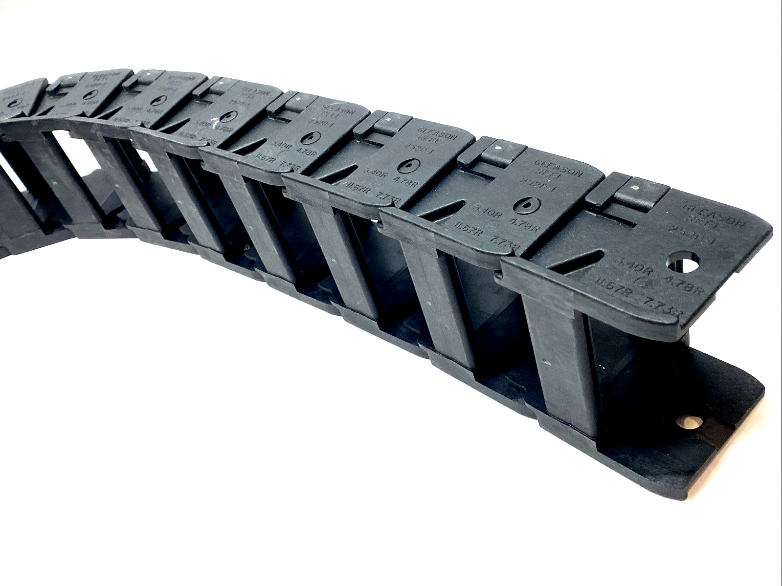 Gleason Reel 252P-I E-Chain Cable Carrier 7ft 33 Links - Maverick Industrial Sales