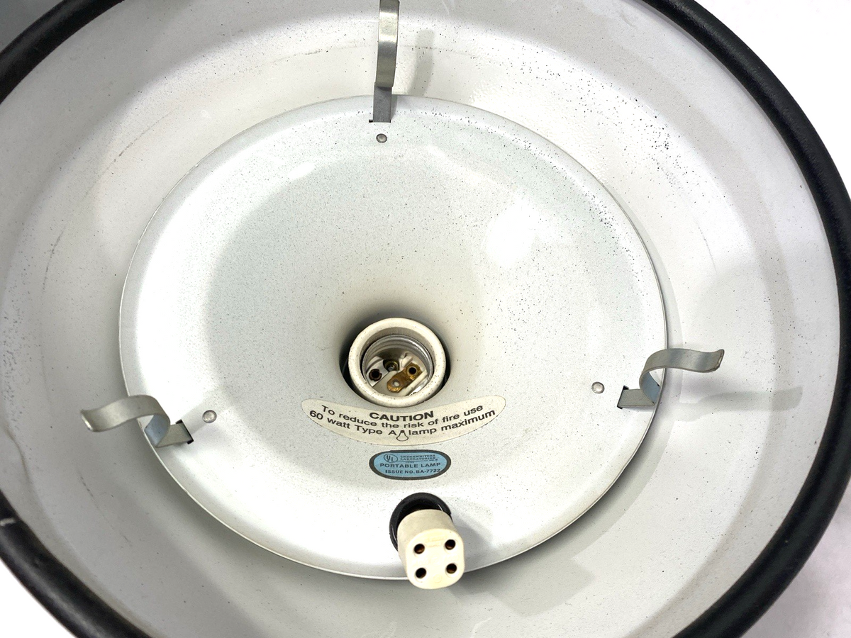 Vemcolite VL-4 Industrial Task Light 118V, 9A, 60Hz, 90W BULBS NOT INCLUDED - Maverick Industrial Sales