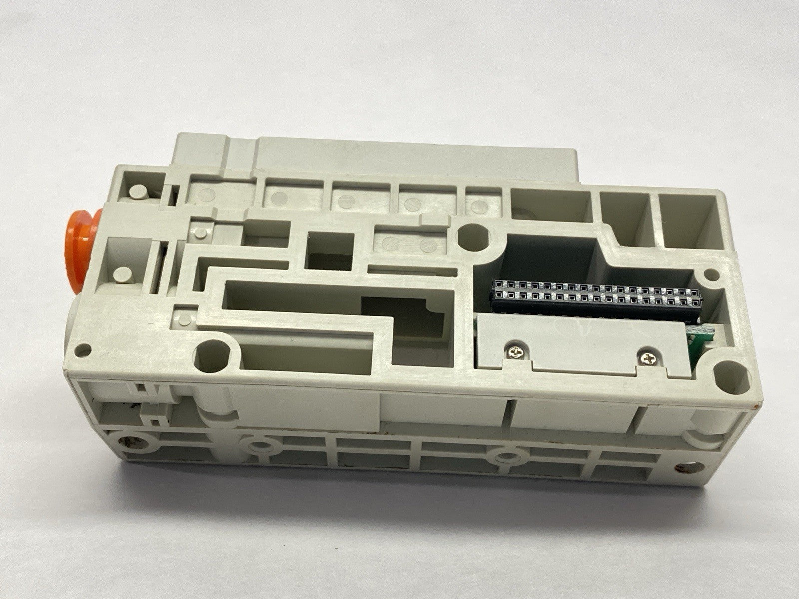 SV2000-51D1-13AS-N11 | SMC Pneumatic Manifold Endplate - New Other - Maverick Industrial Sales