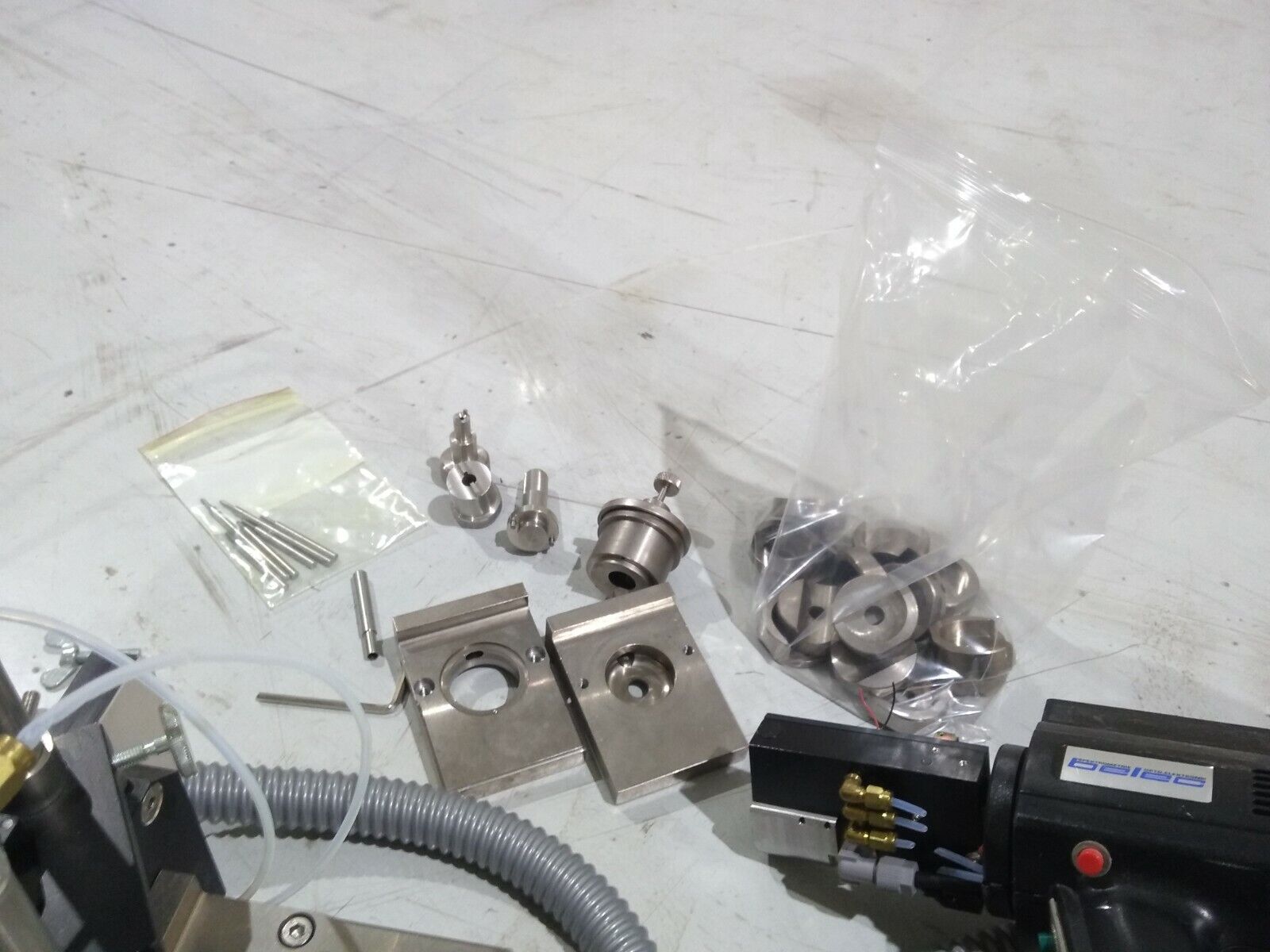 Belec BCPO Compact Port Mobile Spectrometer and Accessories - Maverick Industrial Sales