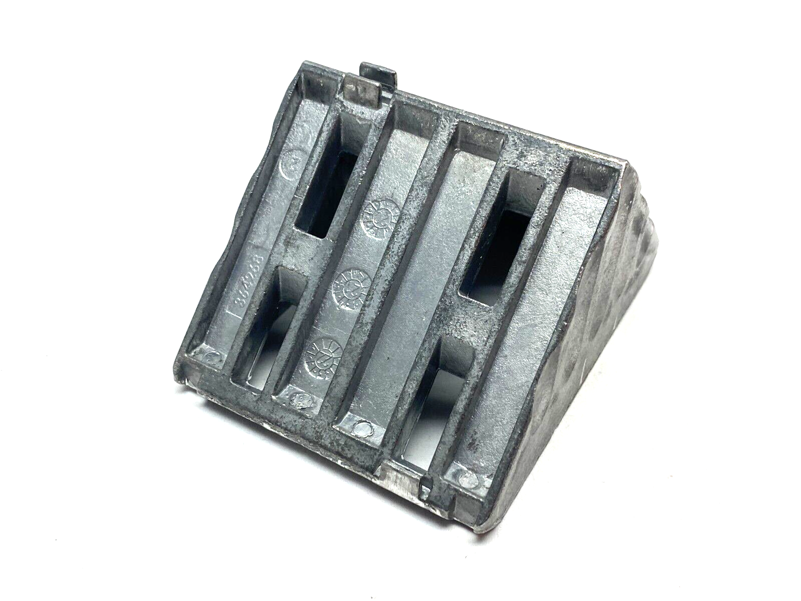 Bosch Rexroth 3842523575 Gusset Corner Angle Bracket 90 x 90mm - Maverick Industrial Sales