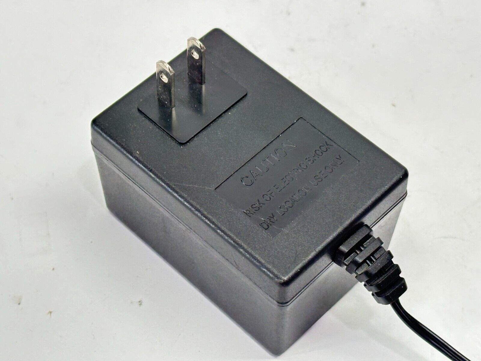 Amigo AM-121000 Plug In Class 2 Power Supply 1000mA 12VDC - Maverick Industrial Sales