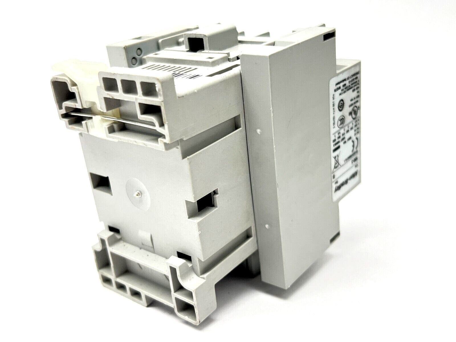 Allen Bradley 700-CFZ0620D Ser A IEC Control Relay - Maverick Industrial Sales