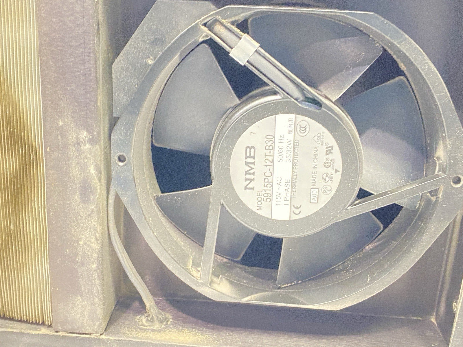 CC600I-115 | Noren Compact Cabinet Cooler - For parts or not working - Maverick Industrial Sales