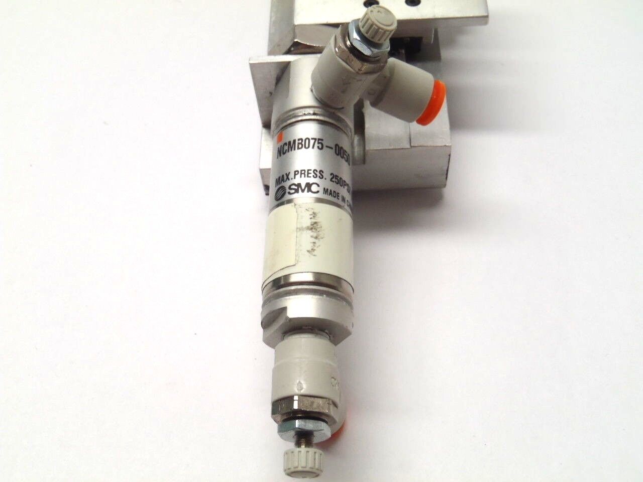 IKO LWL7B Linear-Bearing w/ SMC NCMB075-0050 & NCDMB044-0100 - Maverick Industrial Sales