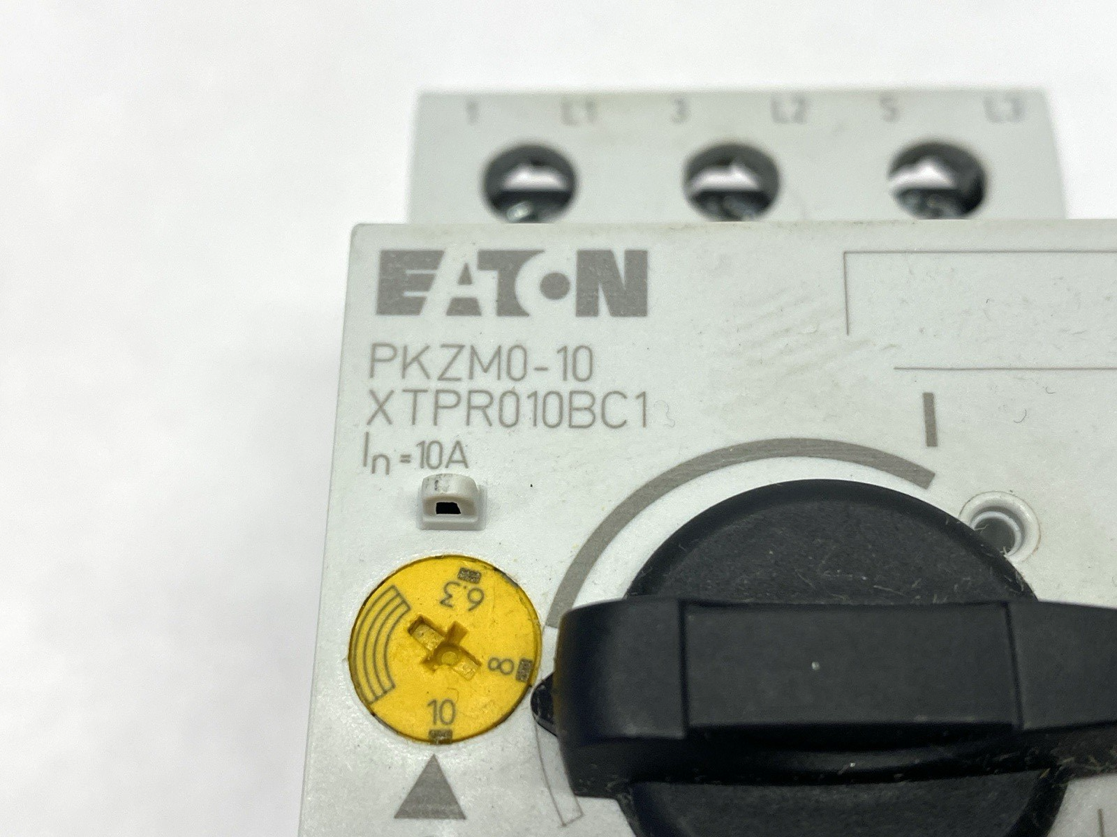 Eaton PKZM0-16/AK Motor Protective Circuit Breaker 3-Pole 500VAC 10-16A - Maverick Industrial Sales