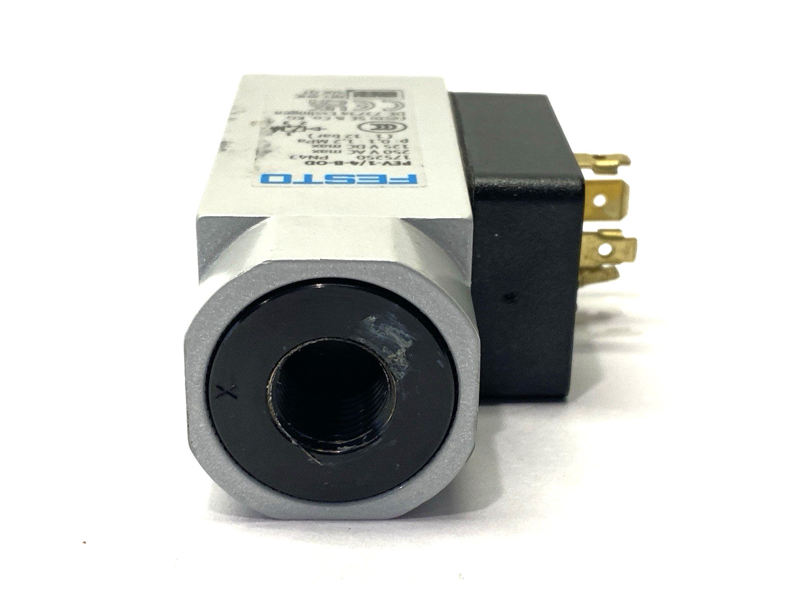 175250,PEV-1/4-B-OD | Festo PEV-1/4-B-OD Pressure Switch, EN 60947-5-1, Relative Pressure, 175250 - Used - Maverick Industrial Sales