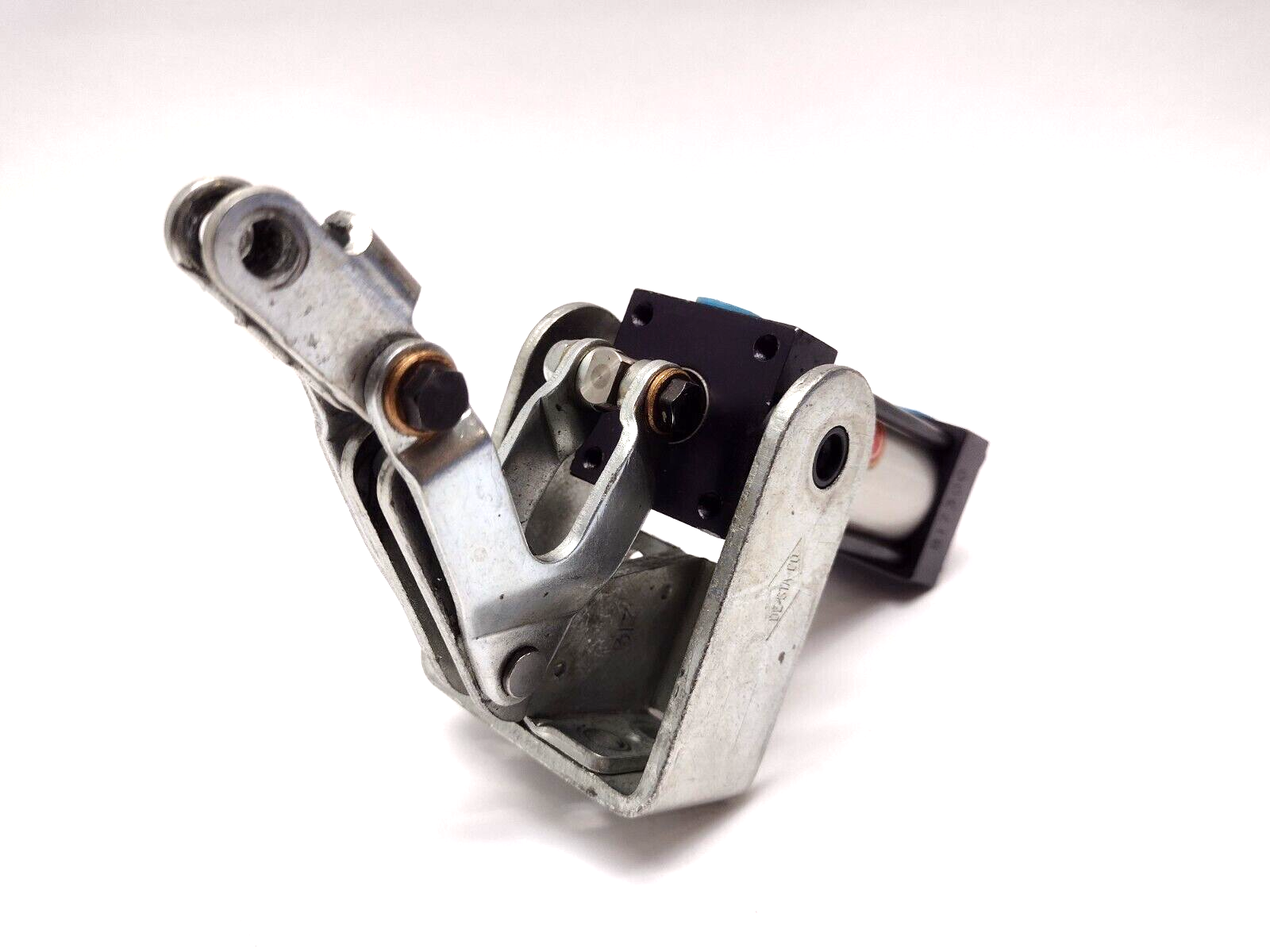 DeStaCo 817-U Pneumatic Clamp with 817300 Cylinder - Maverick Industrial Sales