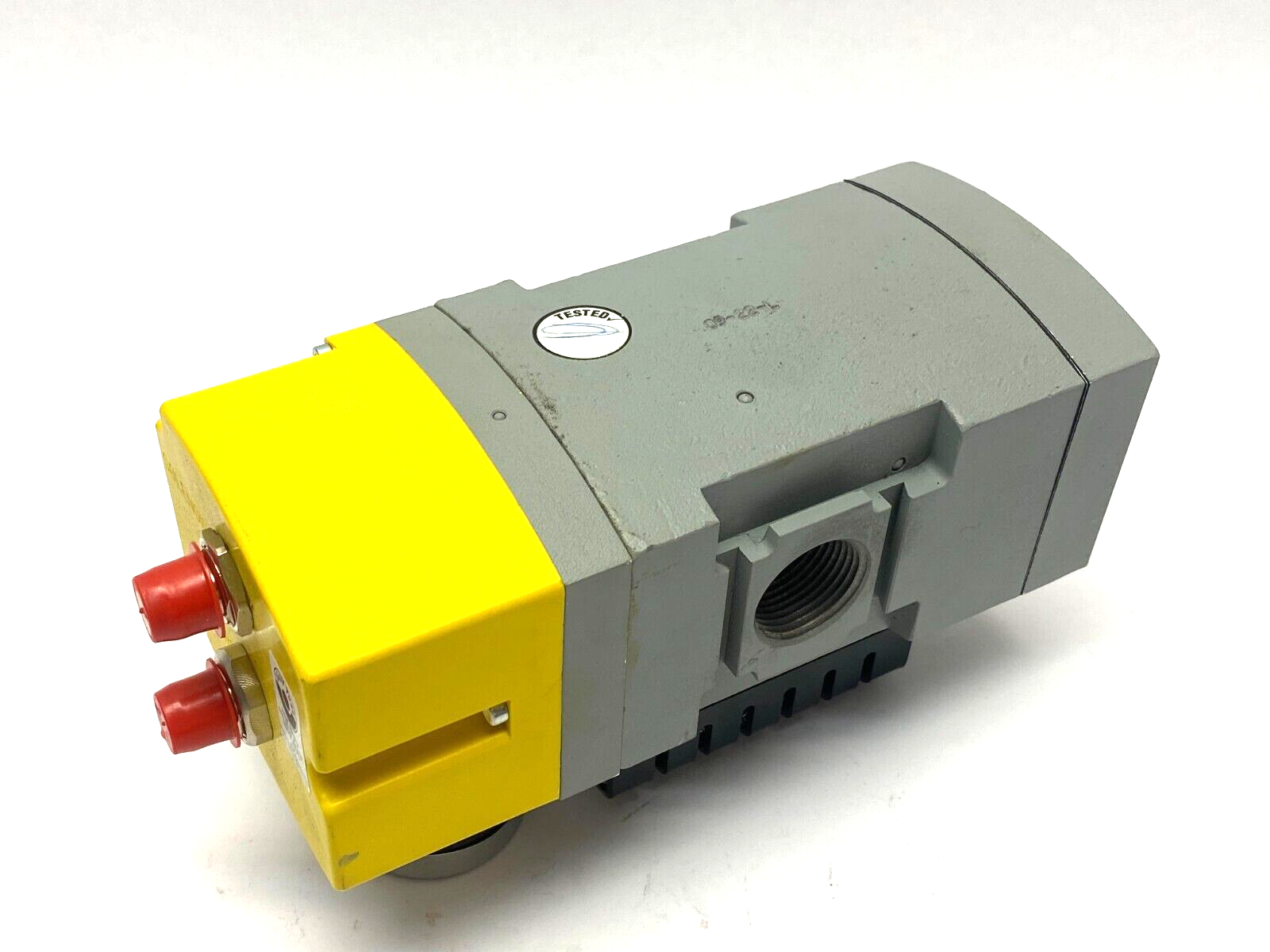 Parker P33DB96ABEG Pneumatic Safety Exhaust 24VDC 30-150psi 1.2W per Coil - Maverick Industrial Sales