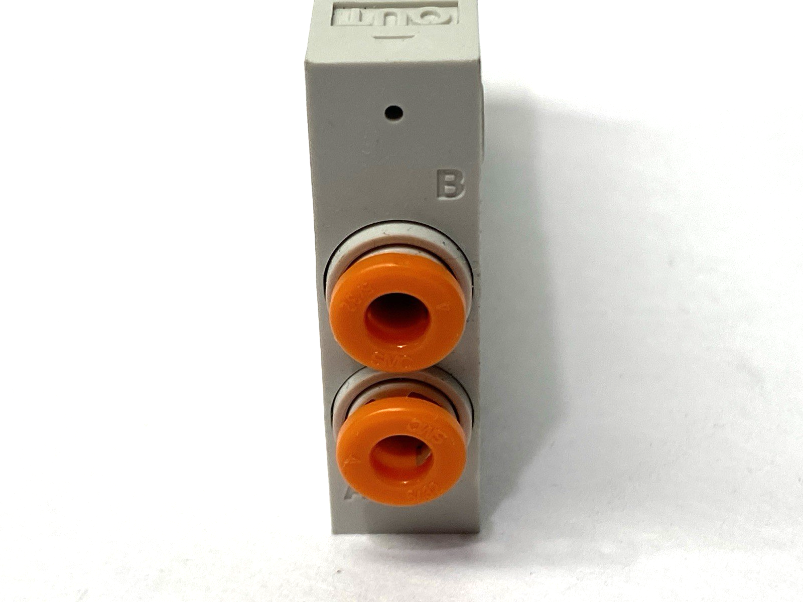 VQ1000-FPG-N3N3-F | SMC Perfect Check Block Valve For Manifold - Used - Maverick Industrial Sales