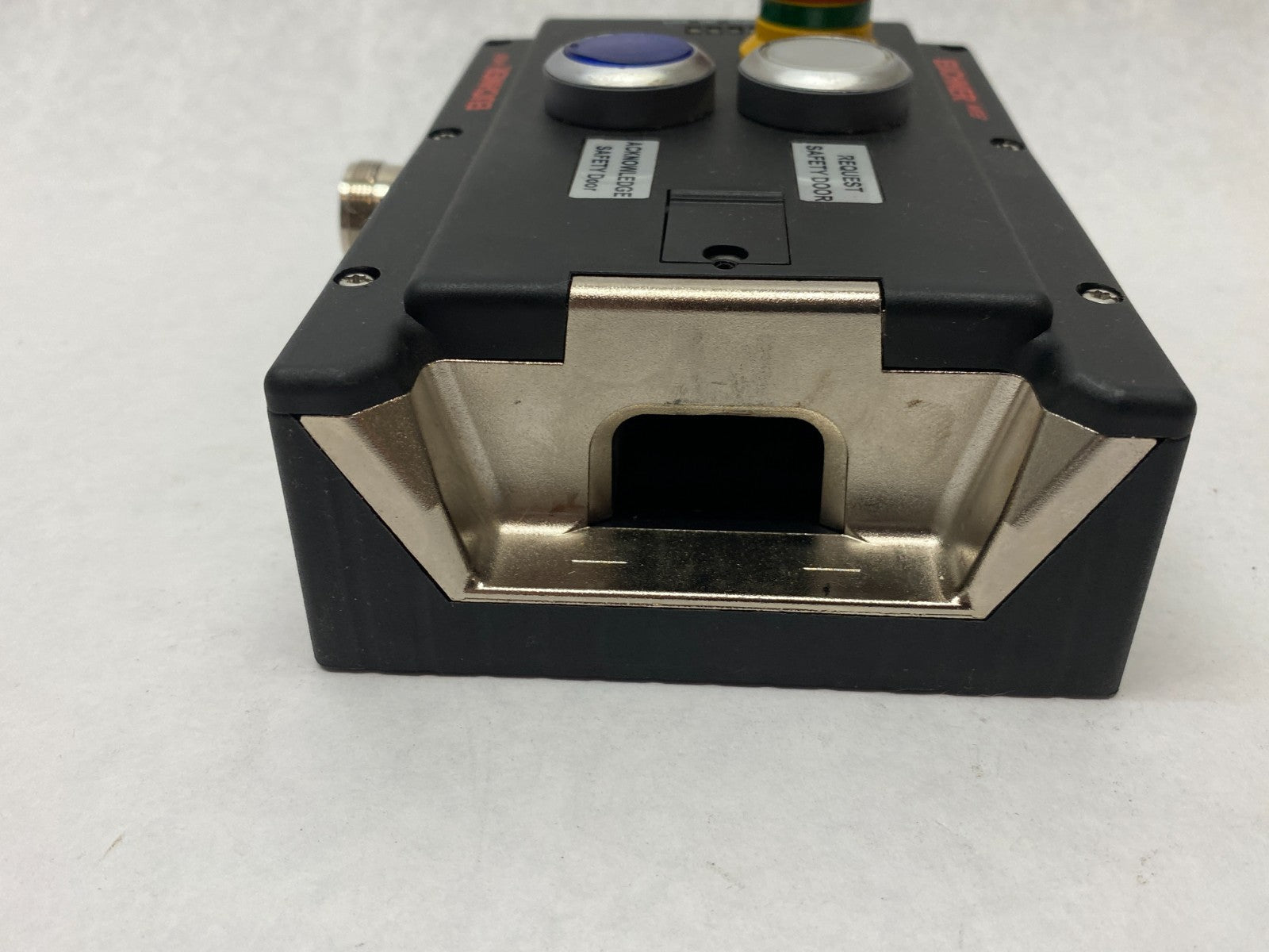 Euchner MGB-L2-ARA-AM5A1-S1-R-121190 Unicode Safety Switch Locking Module 121190 - Maverick Industrial Sales