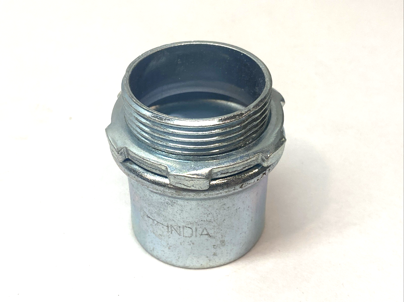 2005 | Raco 1-1/4" EMT Set-Screw Conduit Connector Uninsulated LOT OF 10 - New – Open box - Maverick Industrial Sales