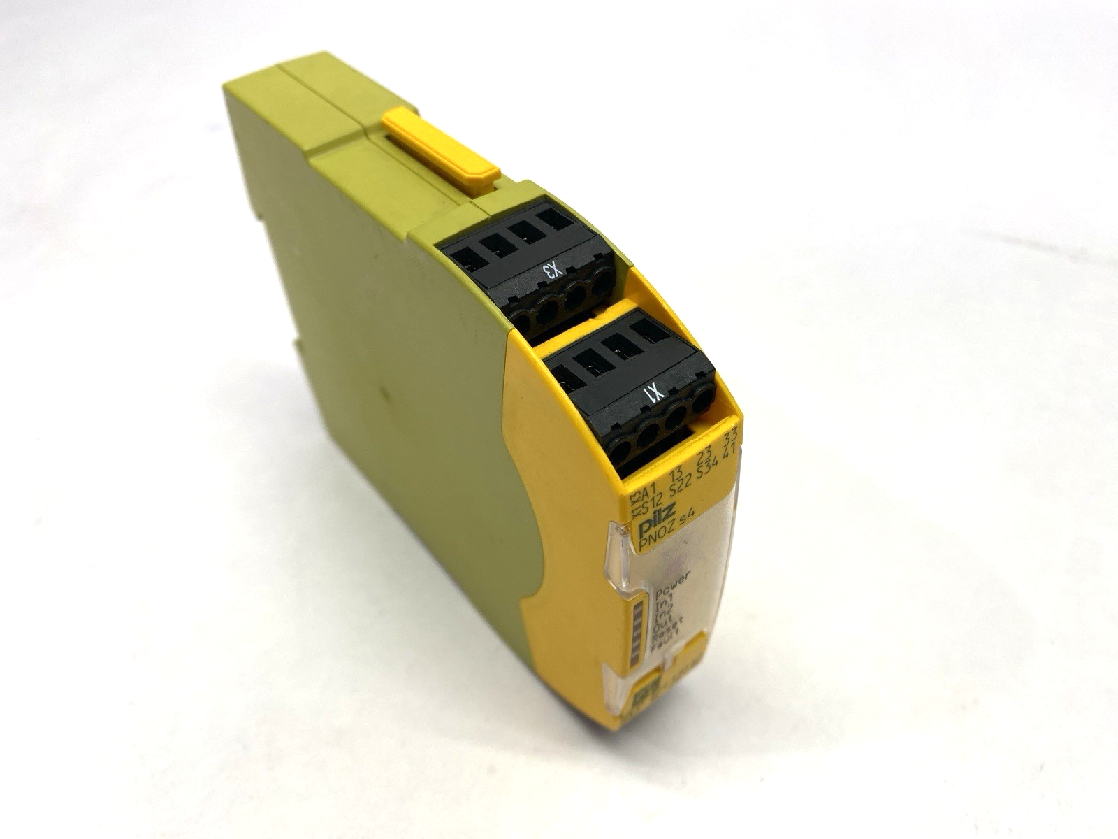 Pilz PNOZ s4 24VDC 3n/o 1n/c Safety Relay 750104 DAMAGED DIN LATCH - Maverick Industrial Sales