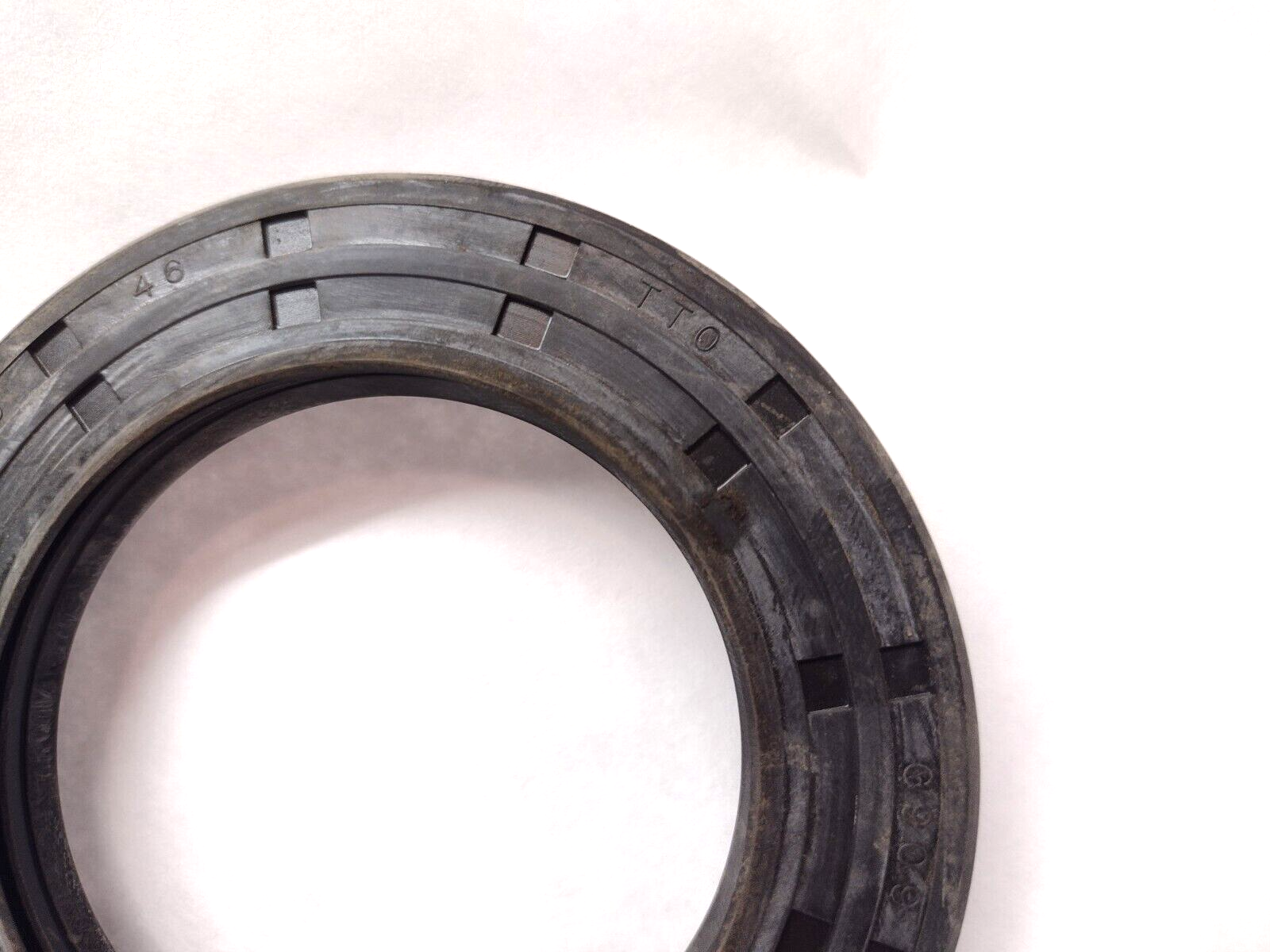 TTO TC4Y 387 250 46 0909 Shaft Seal LOT OF 10 - New – Open box - Maverick Industrial Sales