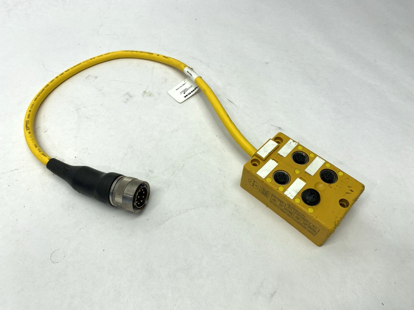 VB40.5-2 | Turck Junction Box 4-Port U0947-09 - For parts or not working - Maverick Industrial Sales