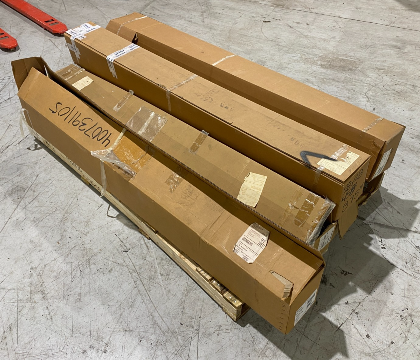 Rexroth 3842146906 & 3842555270 Slot Profile L=2000 Gray, Black LOT OF 1200 - Maverick Industrial Sales