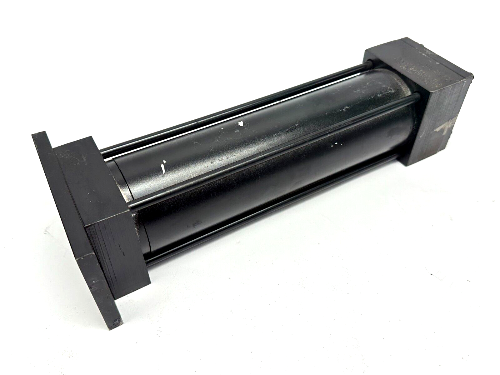 Parker 1H2A0000250570 Pneumatic Cylinder 2.50H2ANAUS14A8.000 250 PSI - Maverick Industrial Sales