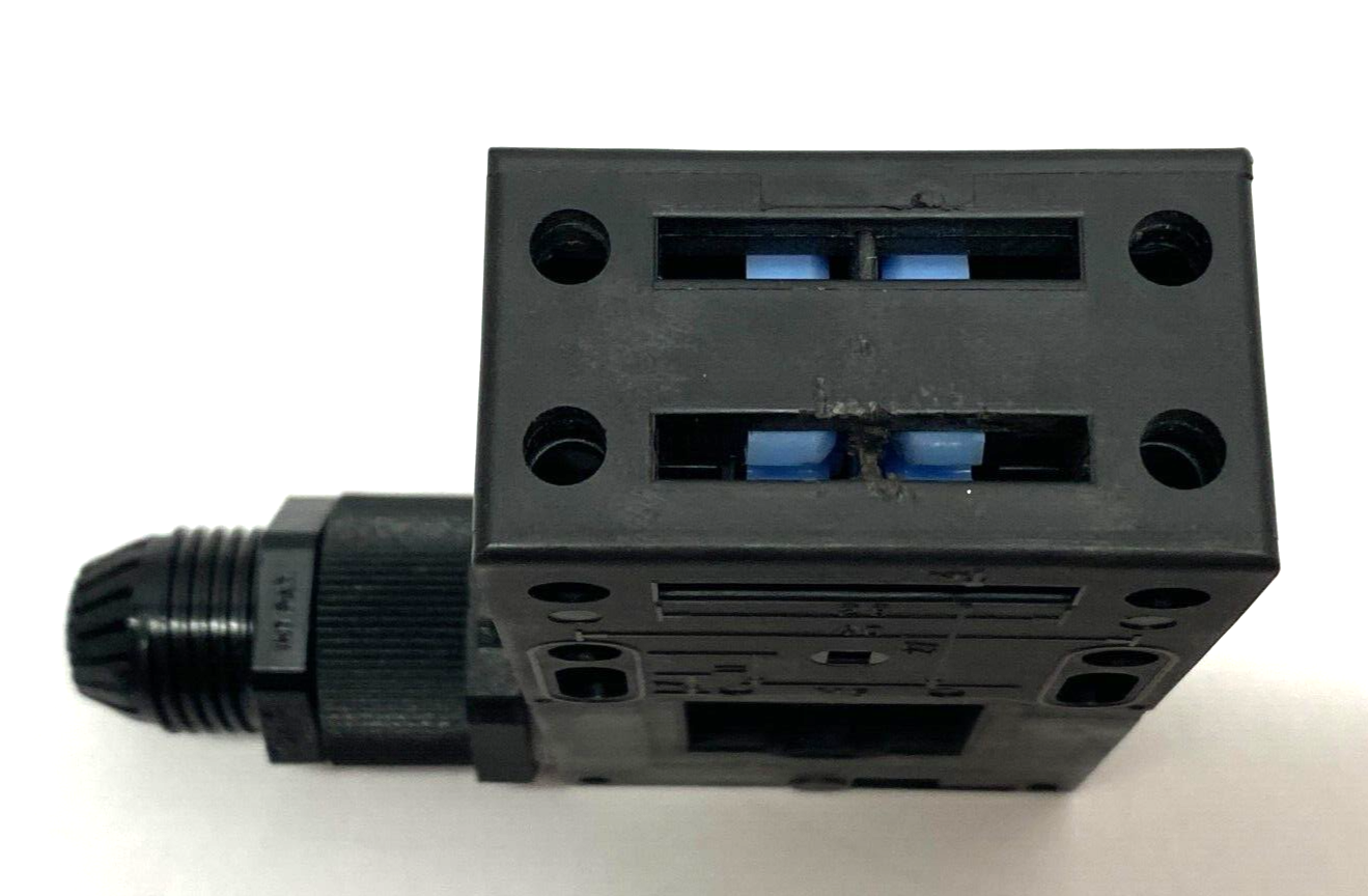 Schmersal AZ16-03zvrk-M20 Safety Interlock Switch Keyed Glass Fibre RIGHT EXIT - Maverick Industrial Sales