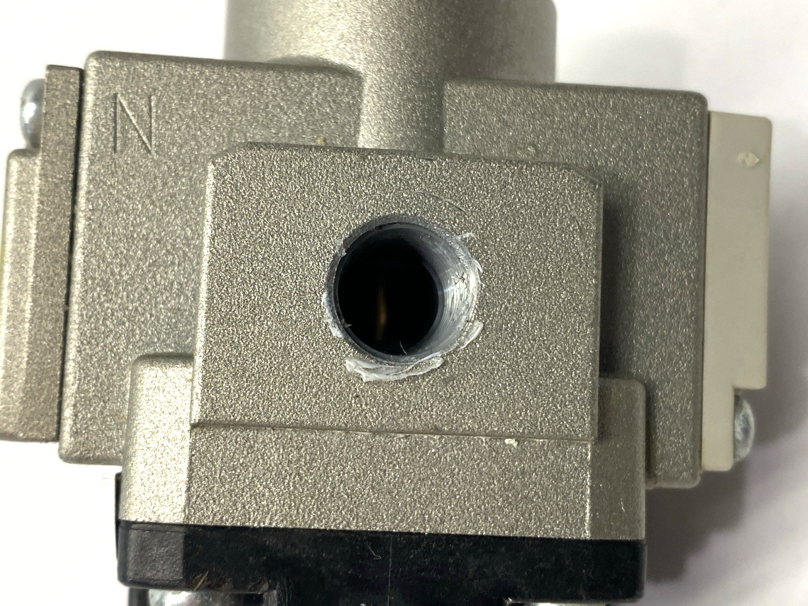 AR20-N01-1NZ | SMC Pneumatic Regulator 1/8" Ports - Used - Maverick Industrial Sales