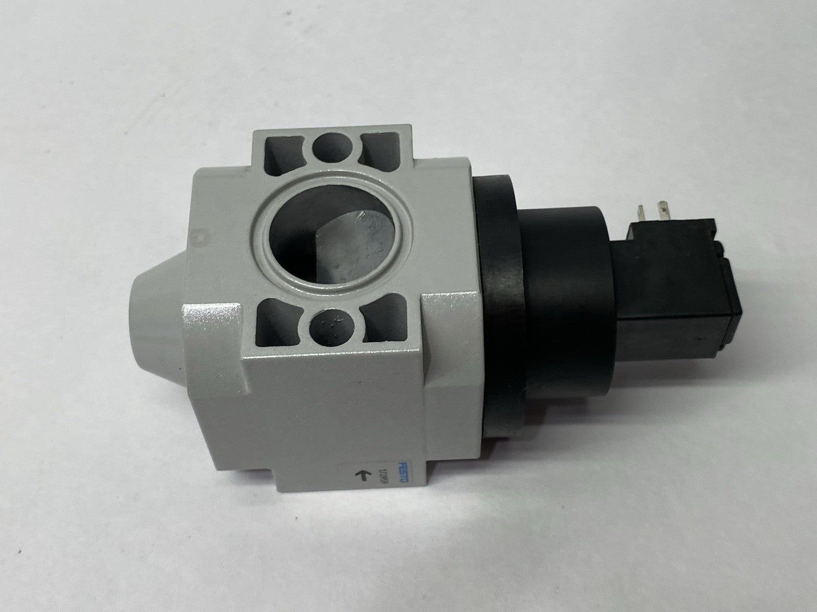 Festo HEE-D-MIDI-24 On-Off Valve 172959 - Maverick Industrial Sales