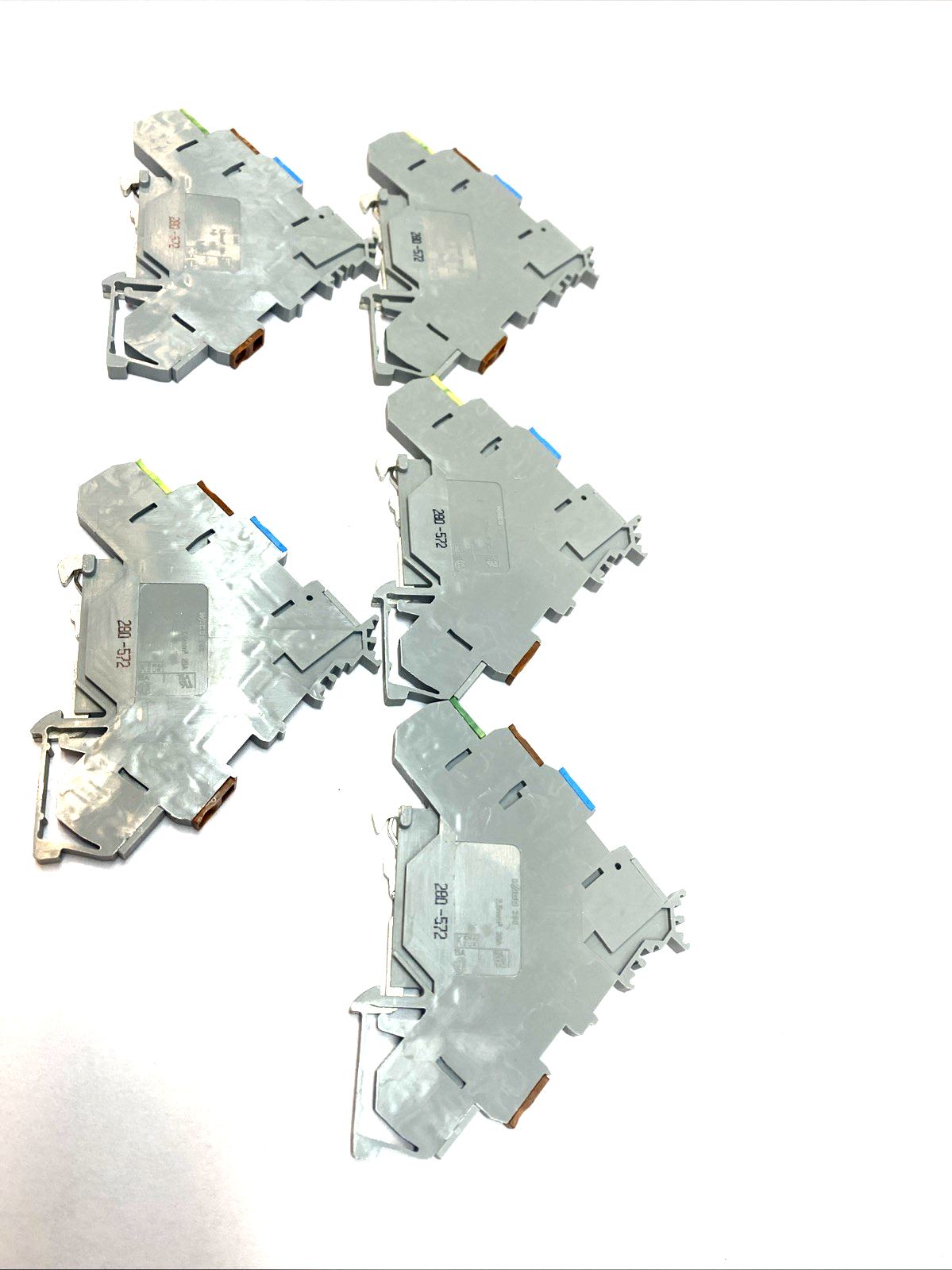 | WAGO 280-572 3‑Conductor Actuator Supply Terminal Block DIN‑Rail Gray LOT OF 5 - Used - Maverick Industrial Sales