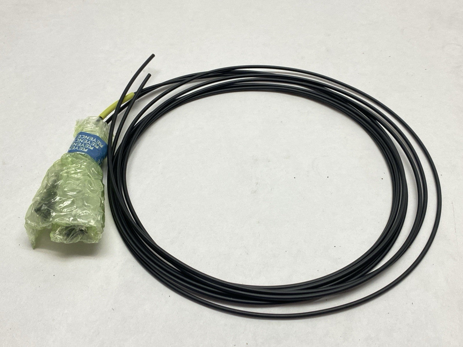 Keyence FU-E11 Transmissive Fiber Unit Area Type 11-mm Wide - Maverick Industrial Sales