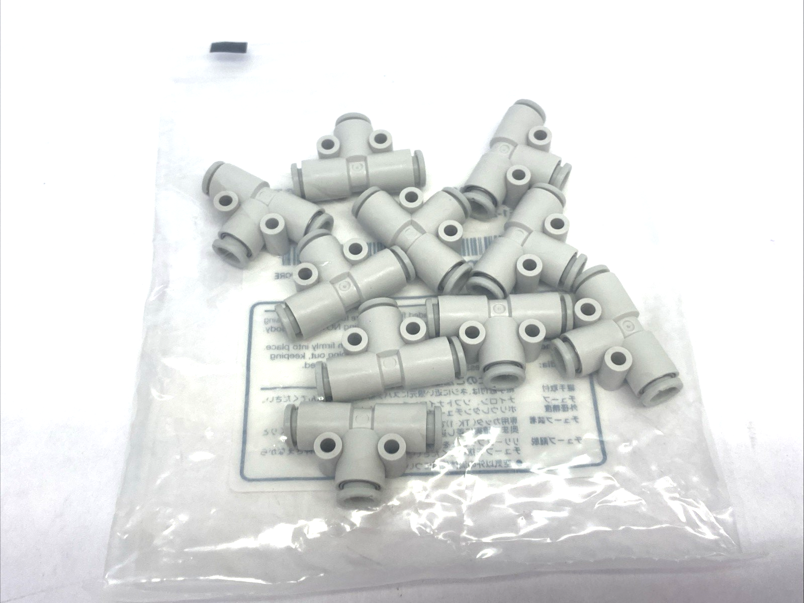 | SMC KQ2T06-00A Pneumatic One-Touch Union Tee Fitting, 6mm Tube OD, 10-PACK - New - Maverick Industrial Sales