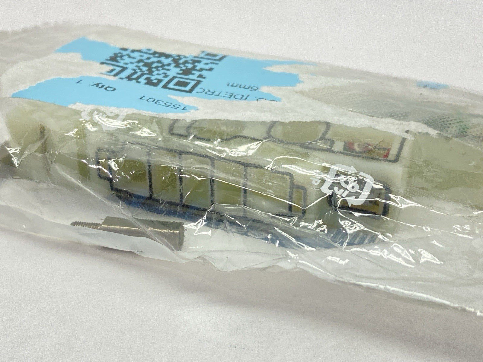 SY50M-2-1DA-C6-NA | SMC Pneumatic Manifold Block Assembly - New - Maverick Industrial Sales