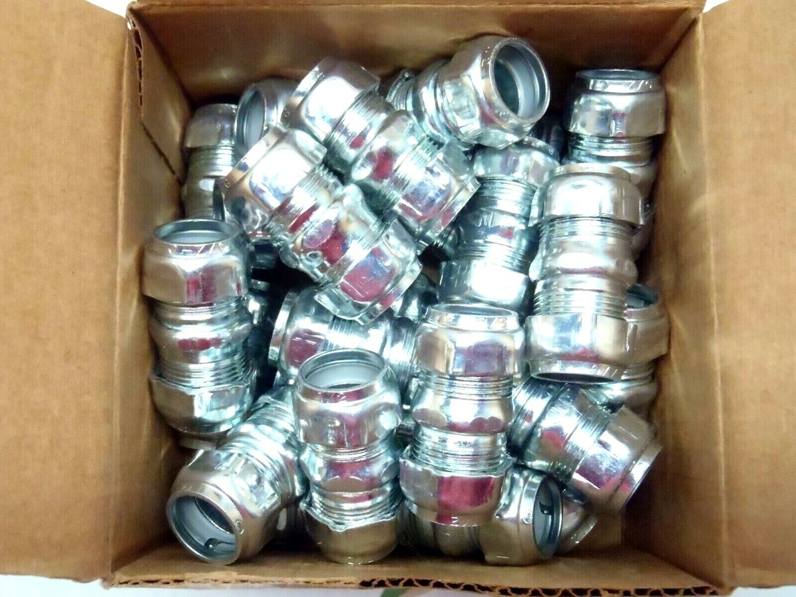 OZ Gedney 6050S 1/2" Inch Gland Compression Fittings LOT OF 25 - Maverick Industrial Sales
