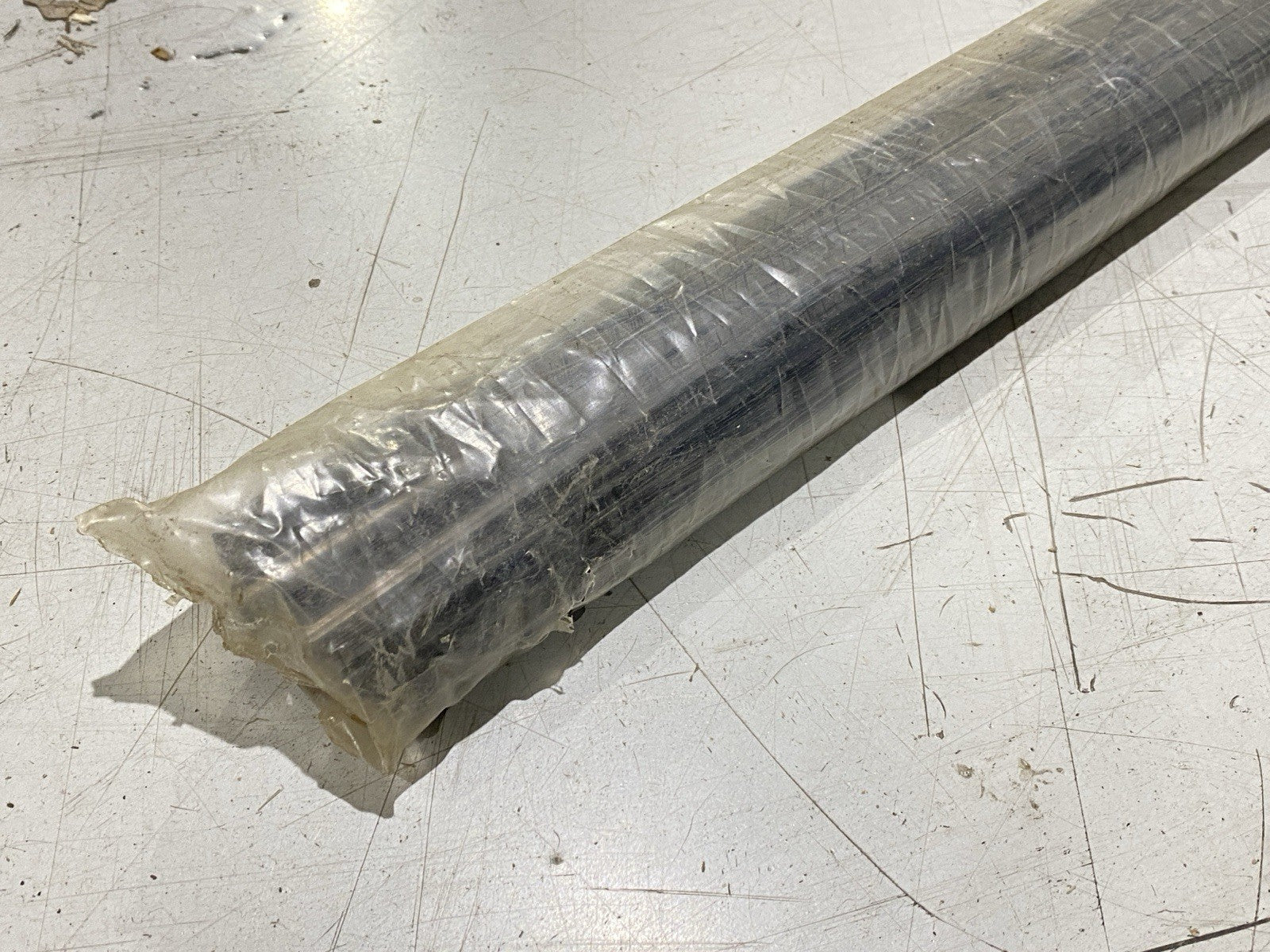 3842548877 | Bosch Rexroth Cover Profile 10 Black ESD N10 2000mm Length PKG OF 10 - New – Open box - Maverick Industrial Sales