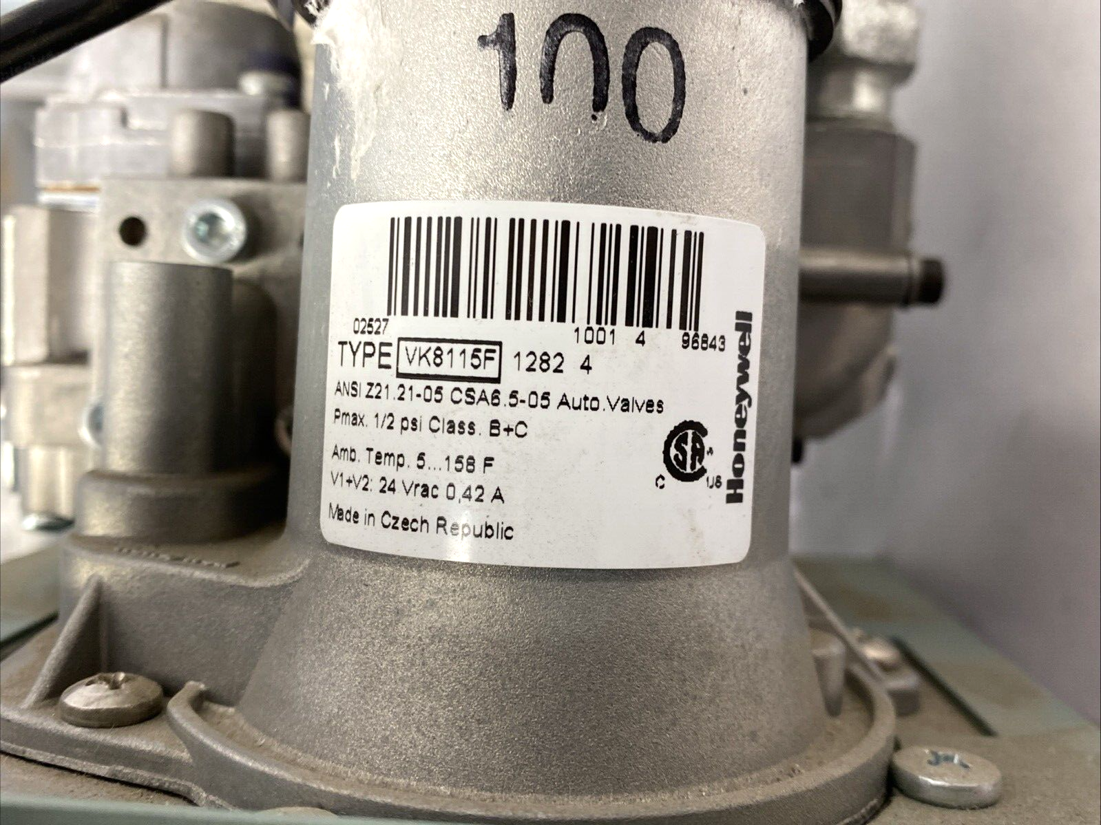 Honeywell VK8115F Natural Gas Valve Assembly w/ Ebmpapst RG148/1200-3612-010201 - Maverick Industrial Sales