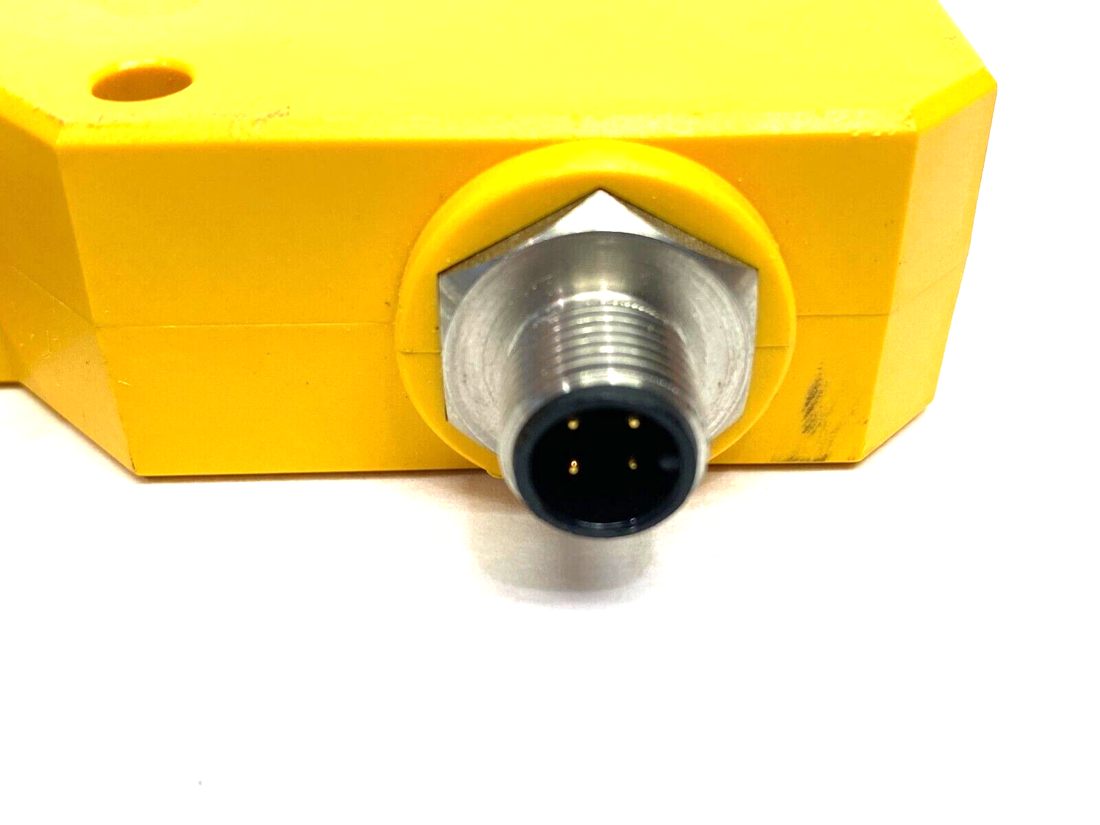 Turck FCI-1/4TCD04A4P-AP8X-H1141 Flow Monitoring Inline Sensor 6870823 - Used - Maverick Industrial Sales