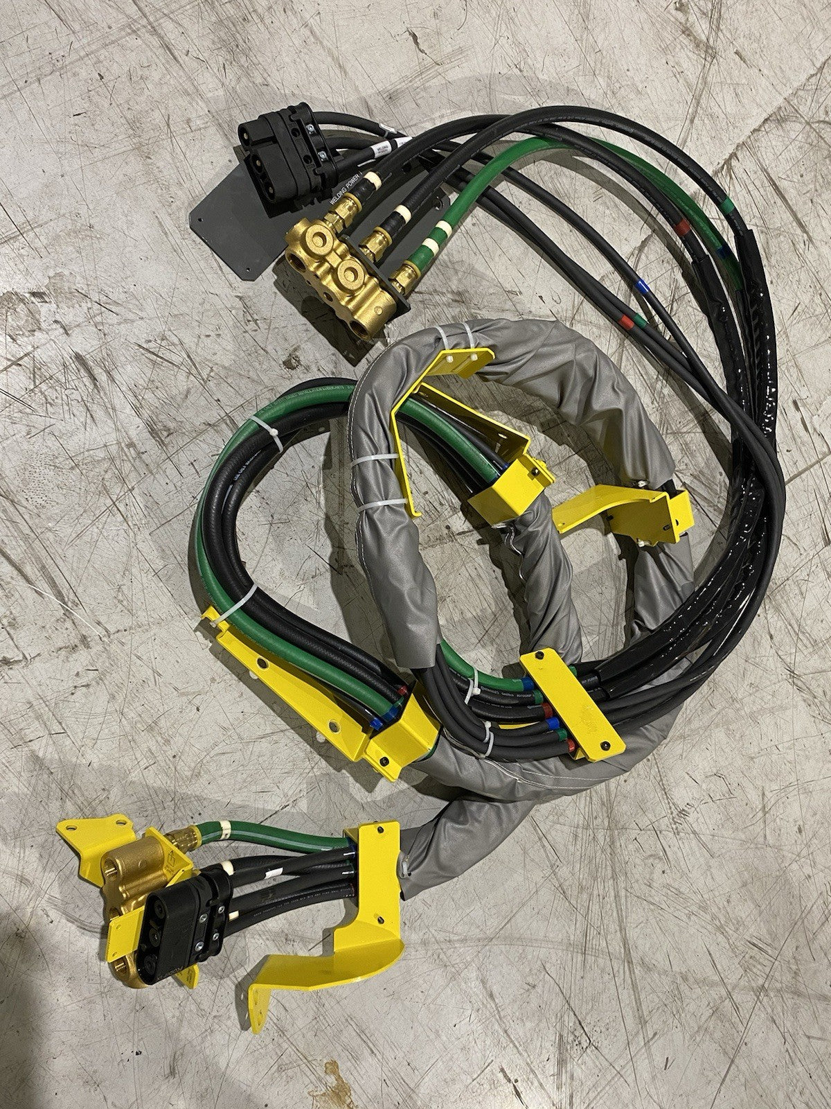 Fanuc Robotic Welding Hose+Power Cable Dresspack Assembly, Robifix - Maverick Industrial Sales