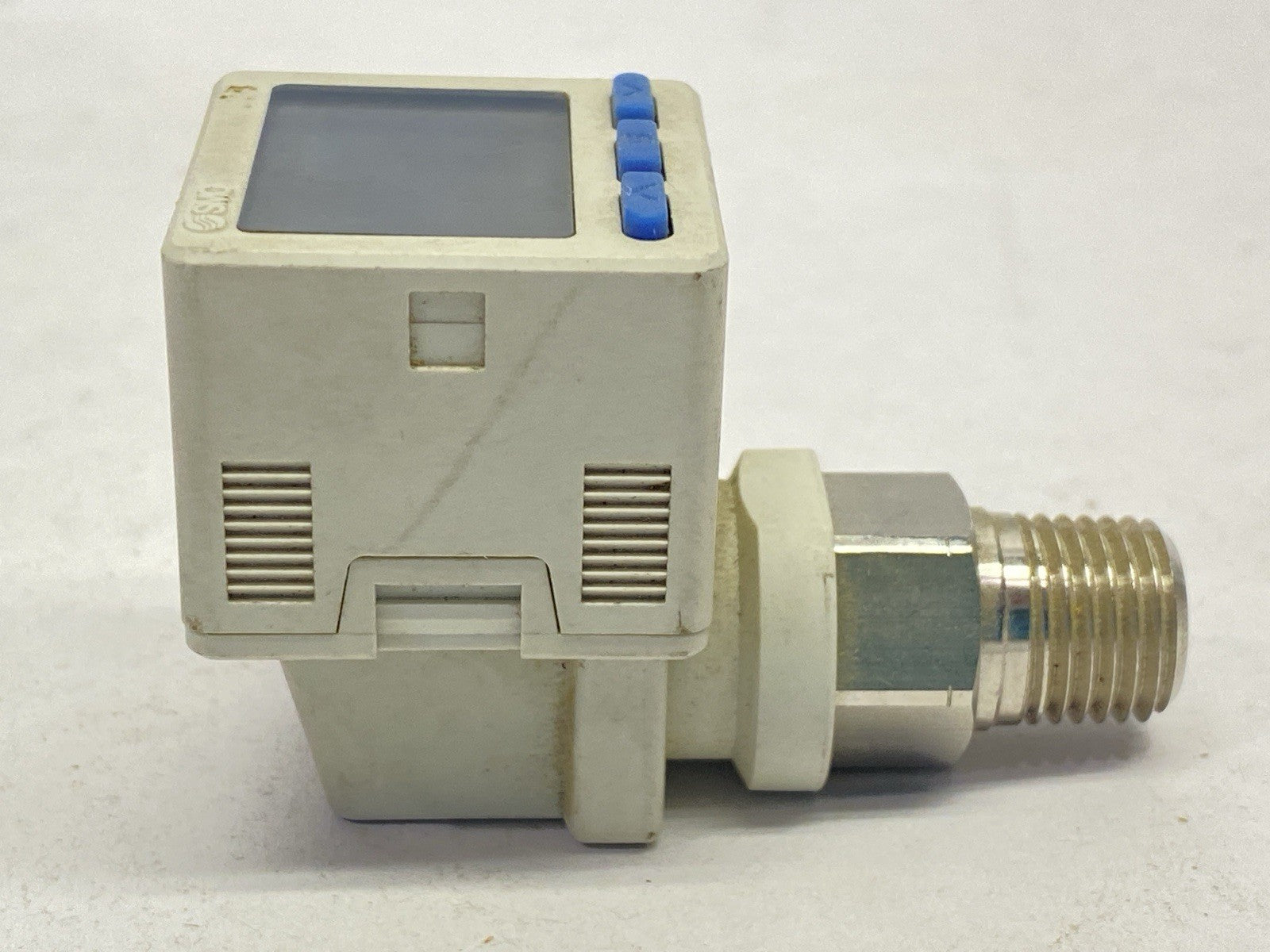ZSE20CF-V-P-N02L | SMC Digital Vacuum Sensor 12-24VDC - Used - Maverick Industrial Sales
