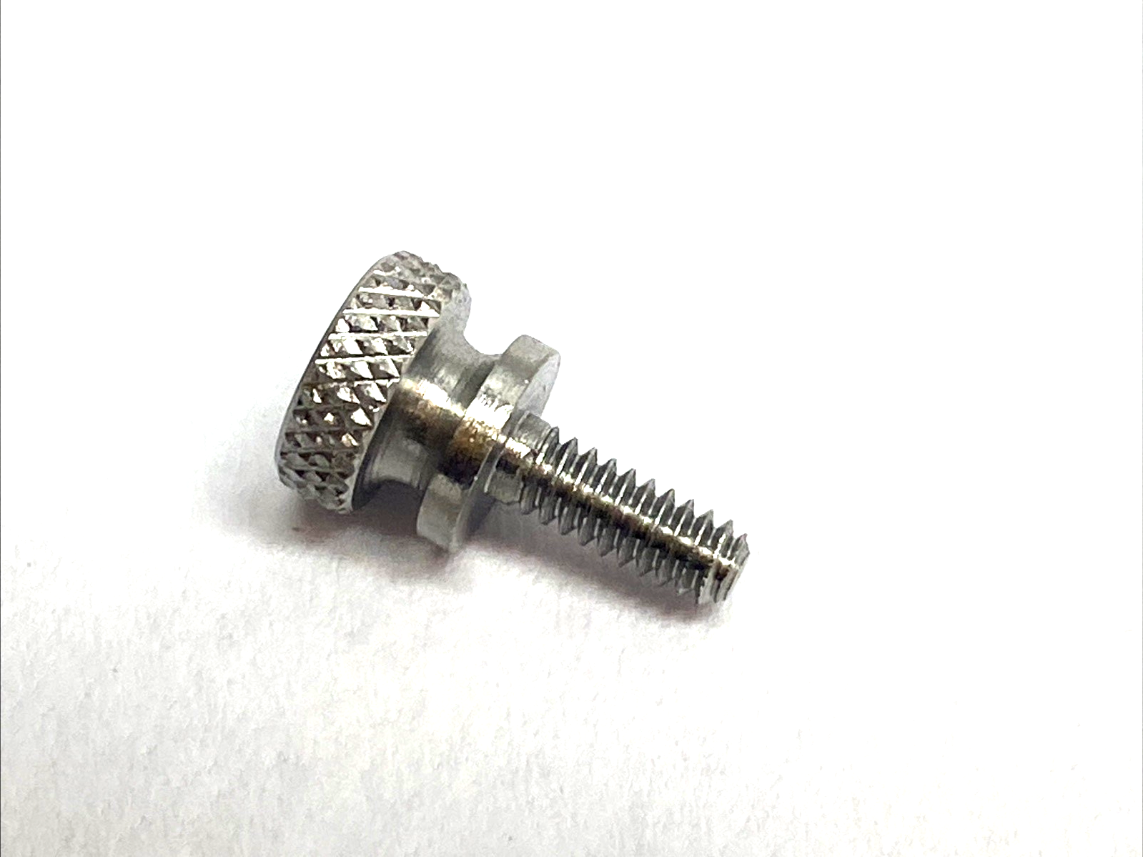 WFTSSS2 | Richard Manno Thumb Screw #6-32 x 3/8" Knurled Washer Face SS LOT OF 11 - New – Open box - Maverick Industrial Sales