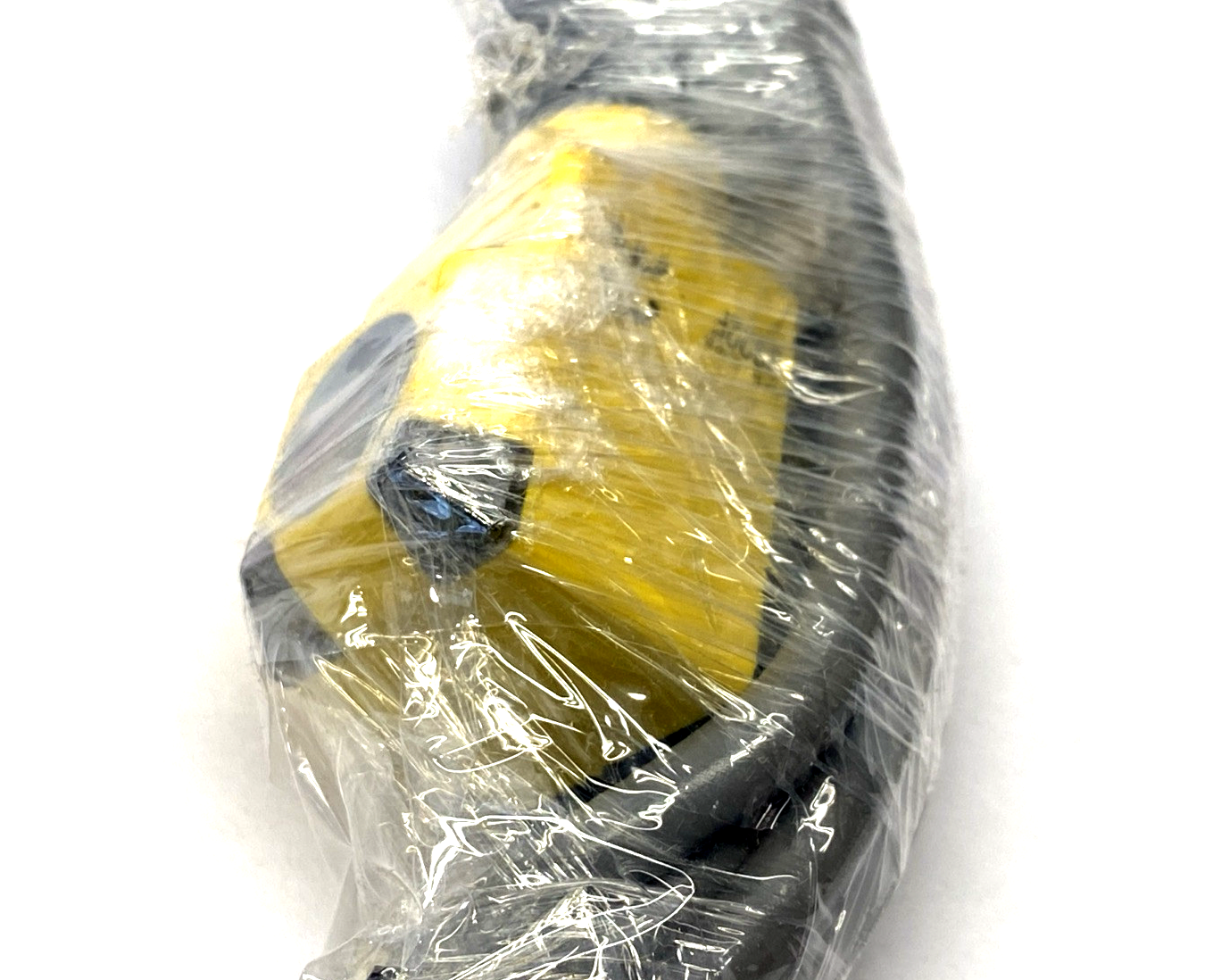 Banner Q25SN6R W/30 Right-Angle Base Mount Photoelectric Sensor 9m Cable 33867 - Maverick Industrial Sales