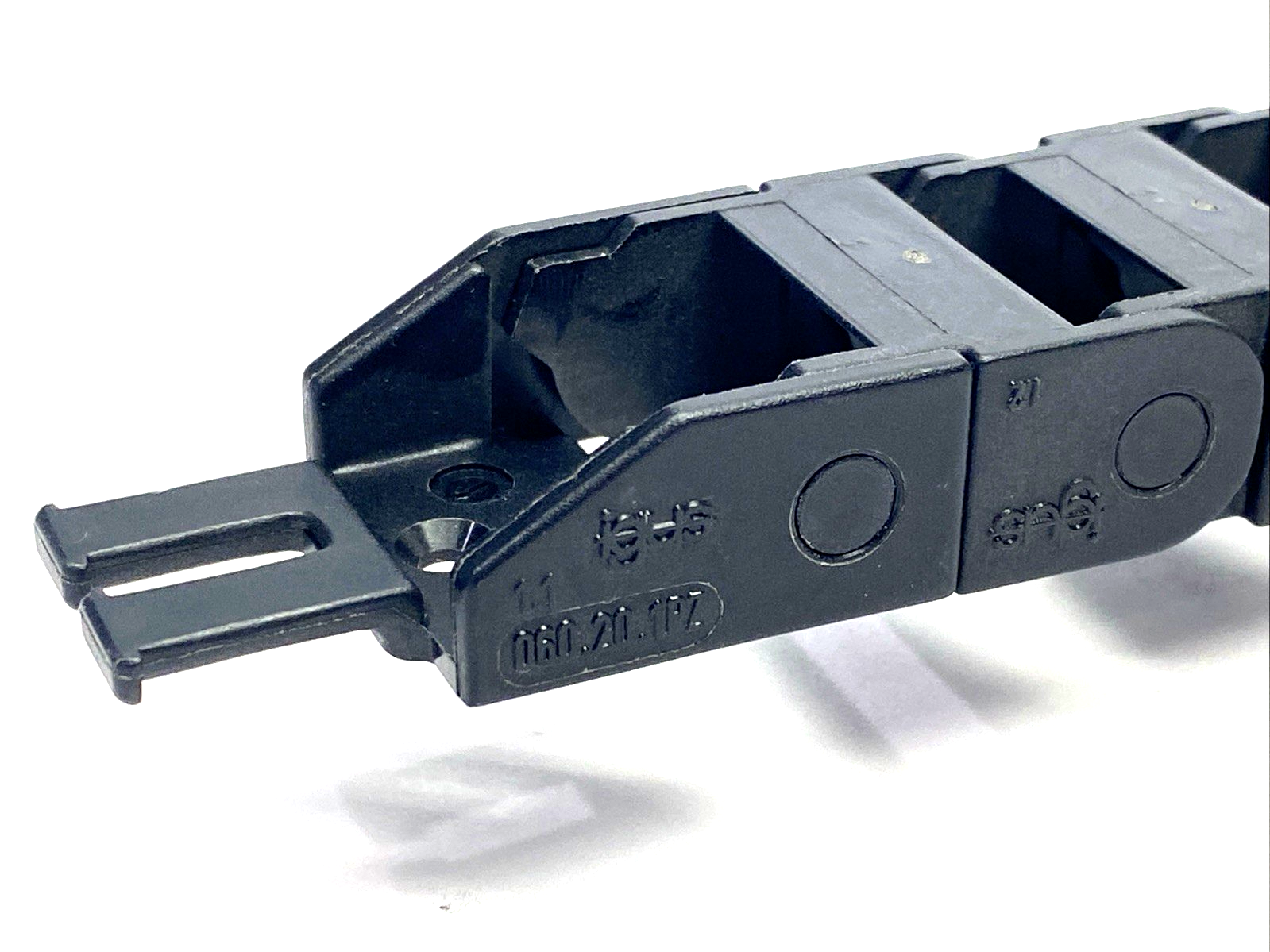 Igus 06.20.028 Series 06 E-Chain Cable Carrier 30 Links 27" Long, 06-20-028-0 - Maverick Industrial Sales