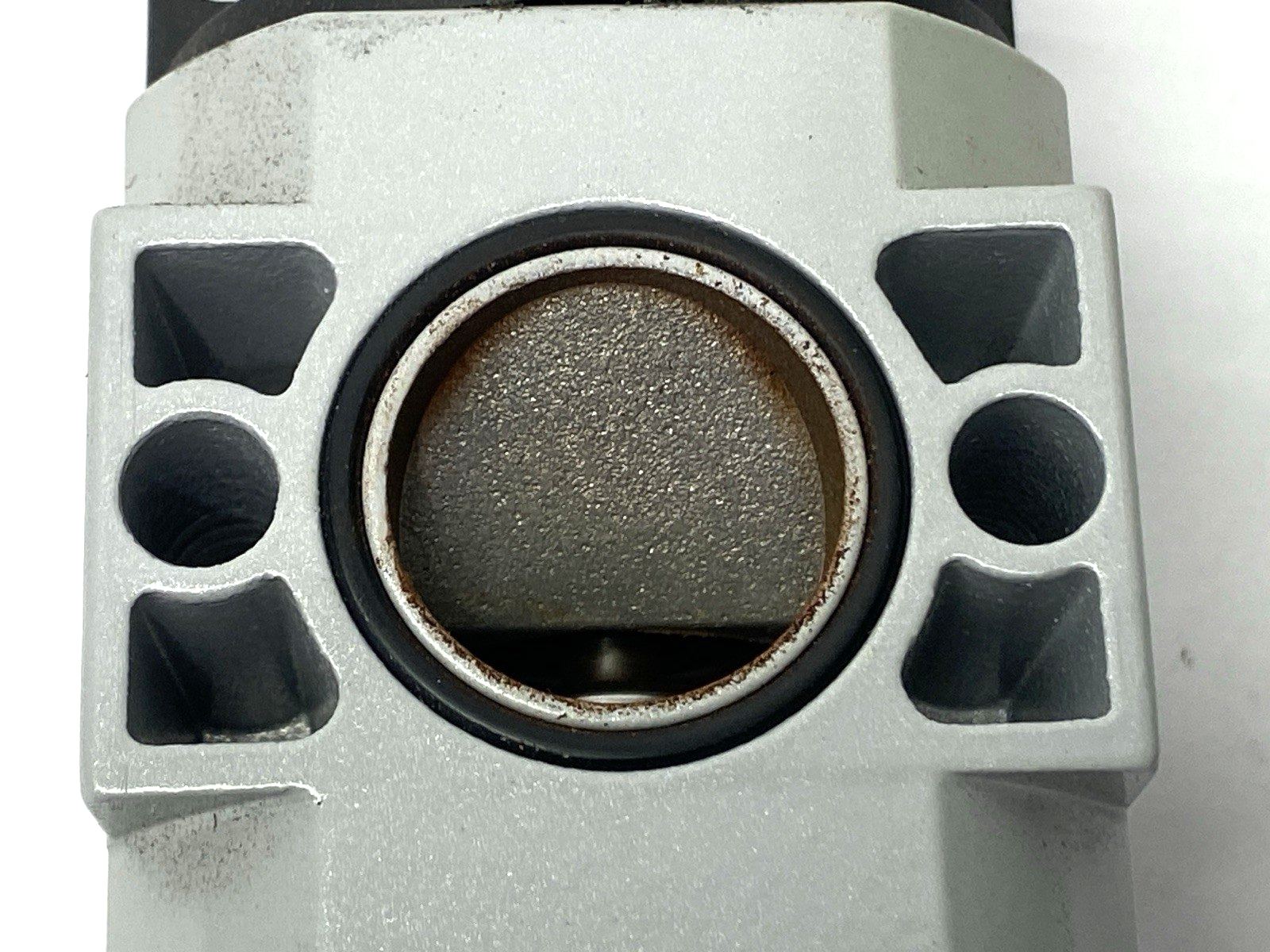 Festo HE-D-MIDI Manual On/Off Valve 230PSI 170682 - Maverick Industrial Sales